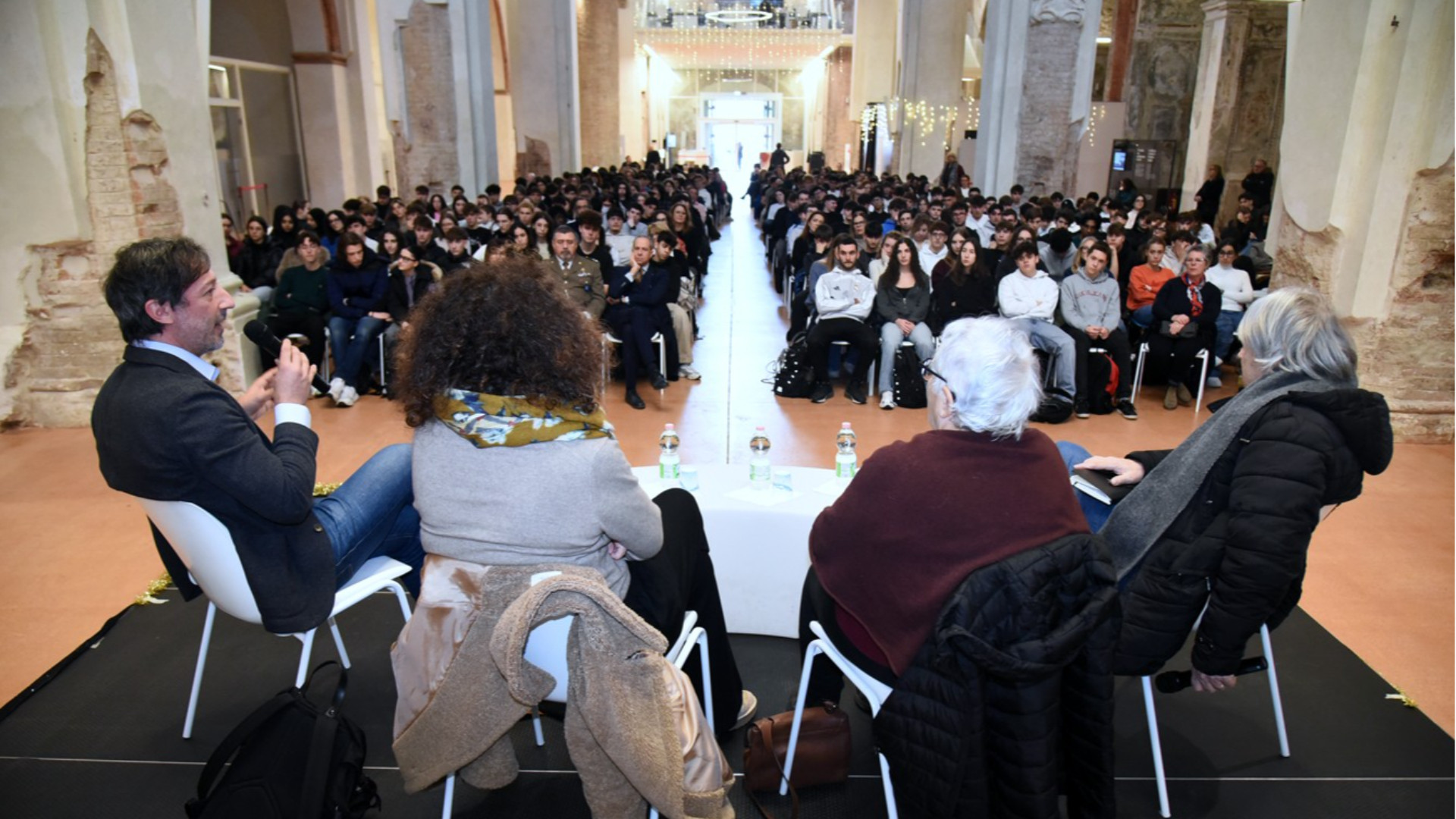 Questione mediorientale, Anna Foa ai giovani: «Niente pace senza i palestinesi»