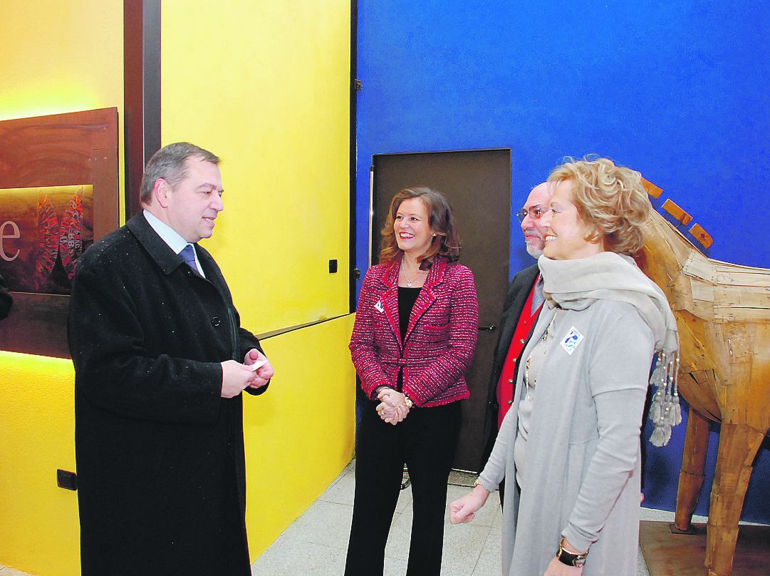 Dario Zaninelli ai festeggiamenti per i 130 anni di Libertà nel 2013: con lui Enrica Prati, Gaetano Rizzuto e Donatella Ronconi