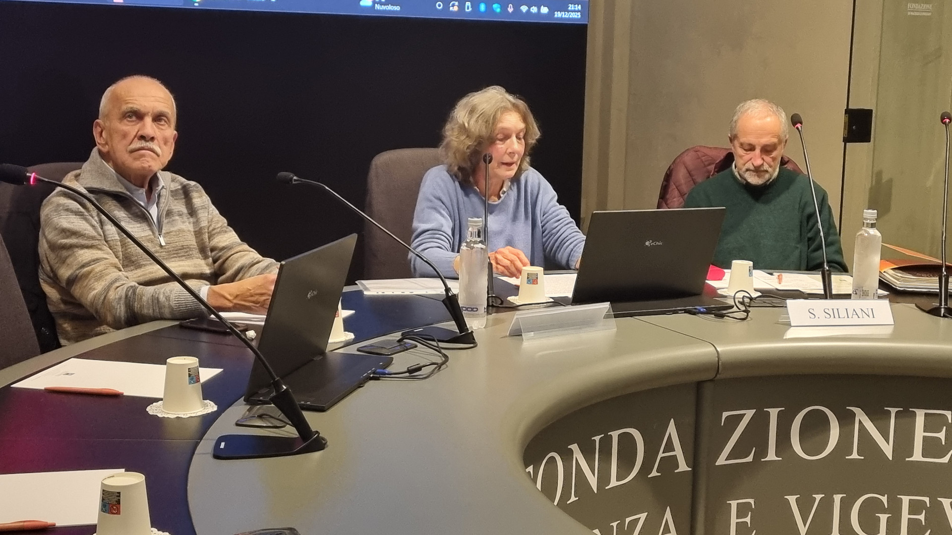 "La corsa al riarmo è pericolosa e passa anche dai nostri conti correnti"