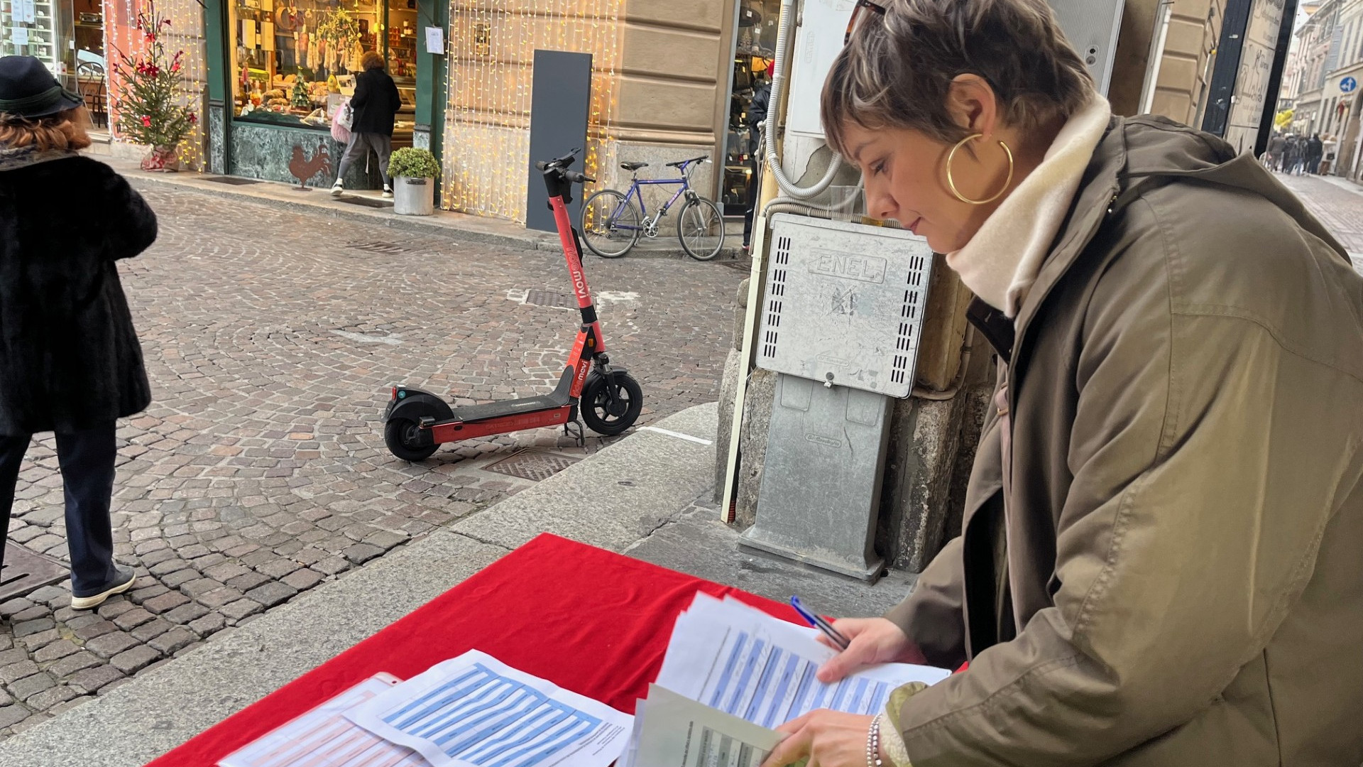 Raccolta puntale dei rifiuti, il dibattito: «Un disastro», «no, è la strada giusta»