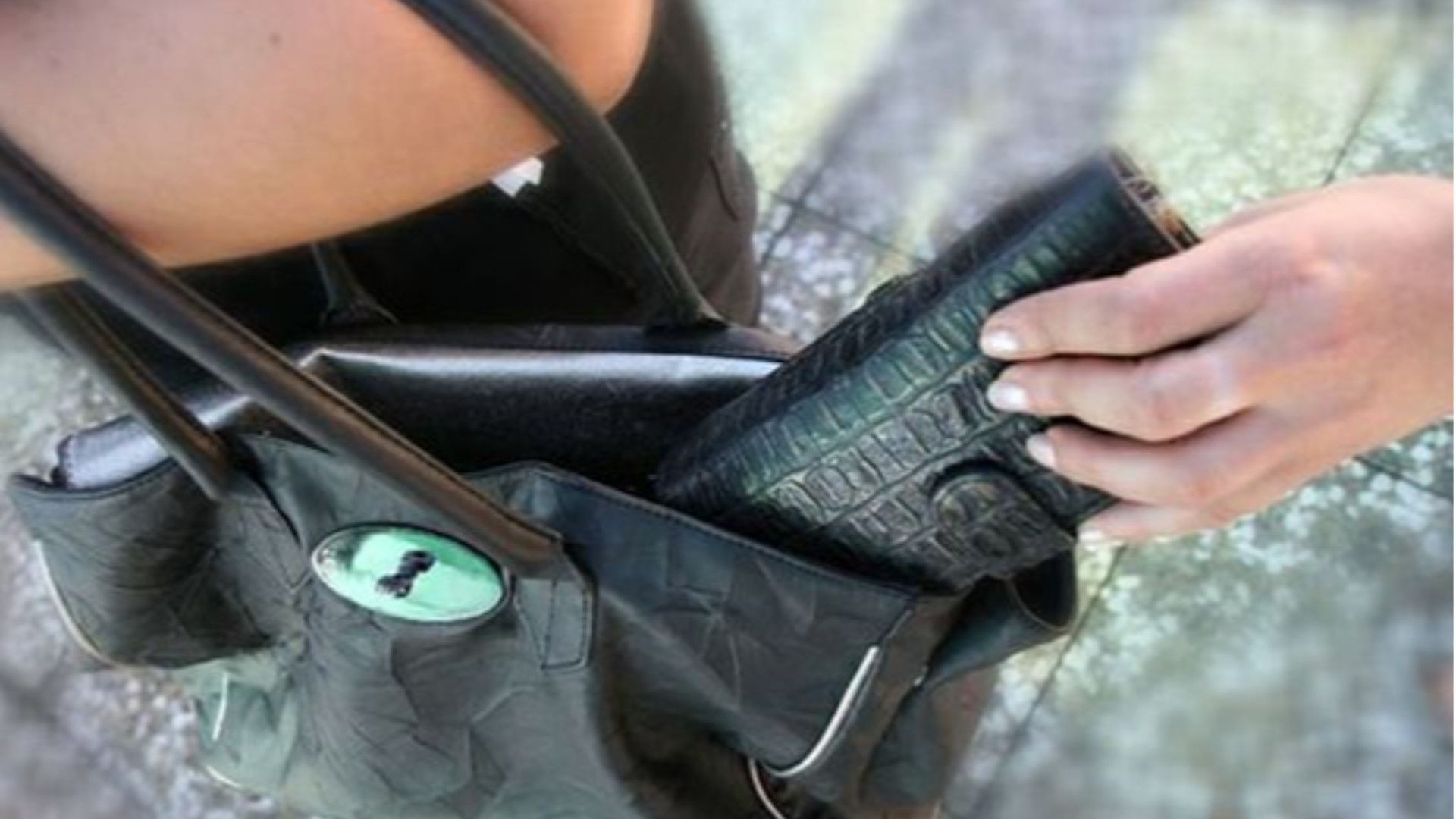 Raffica di borseggi al mercato in piazza, ed è subito allarme