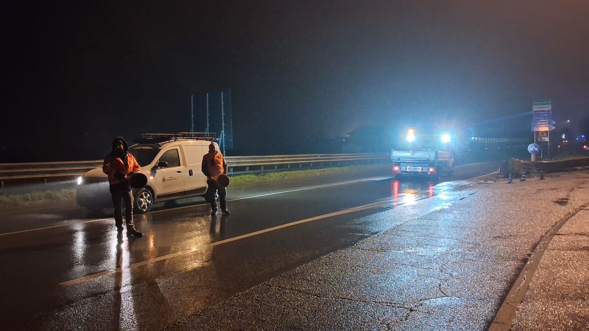 Tangenziale chiusa per perdita di gas a Fiorenzuola