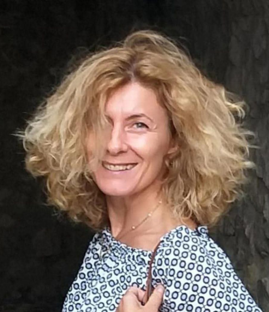 Morta a 56 anni la maestra che faceva breccia nel cuore dei bambini