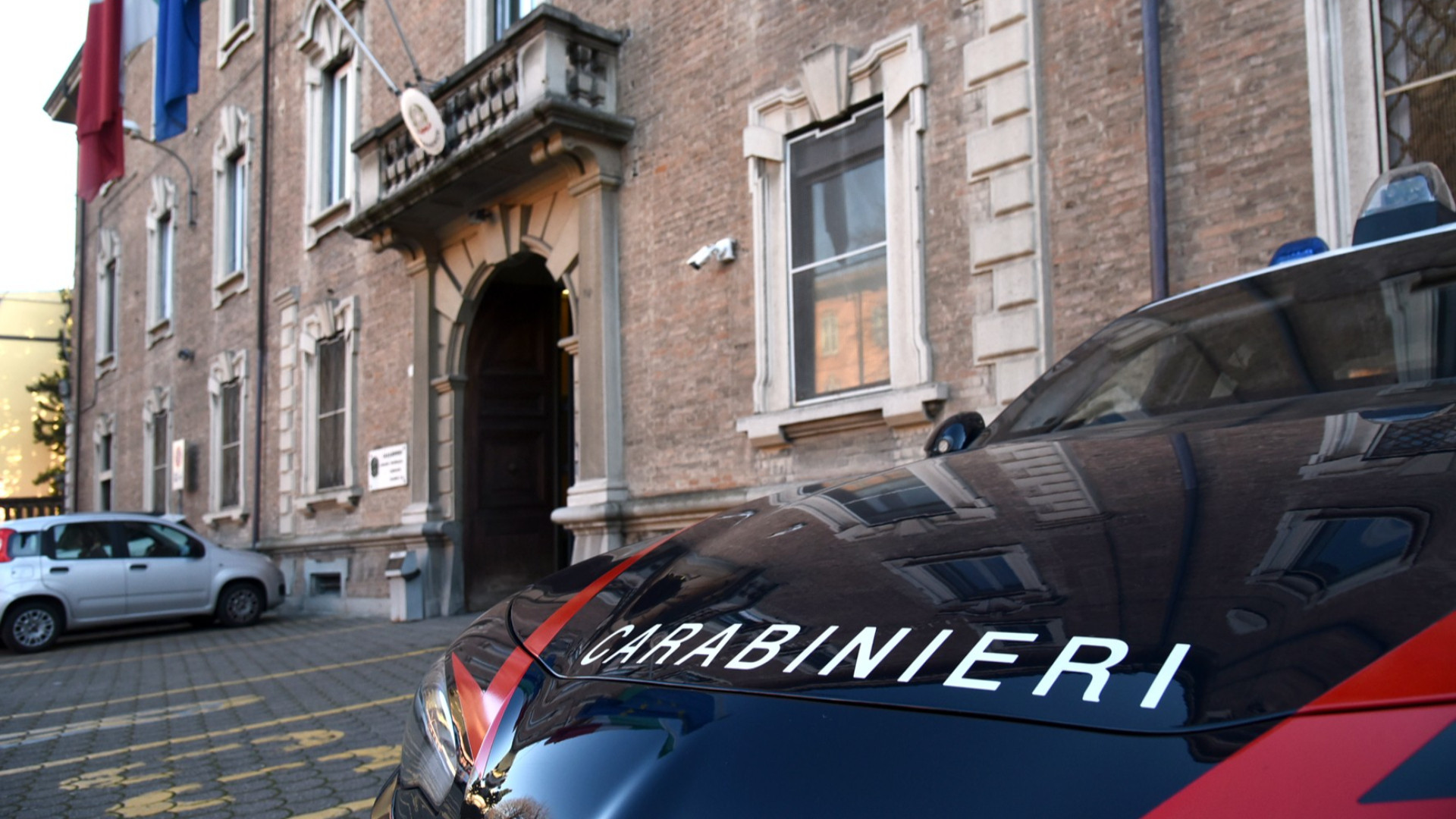 Il bilancio dei carabinieri: scendono i furti e le truffe