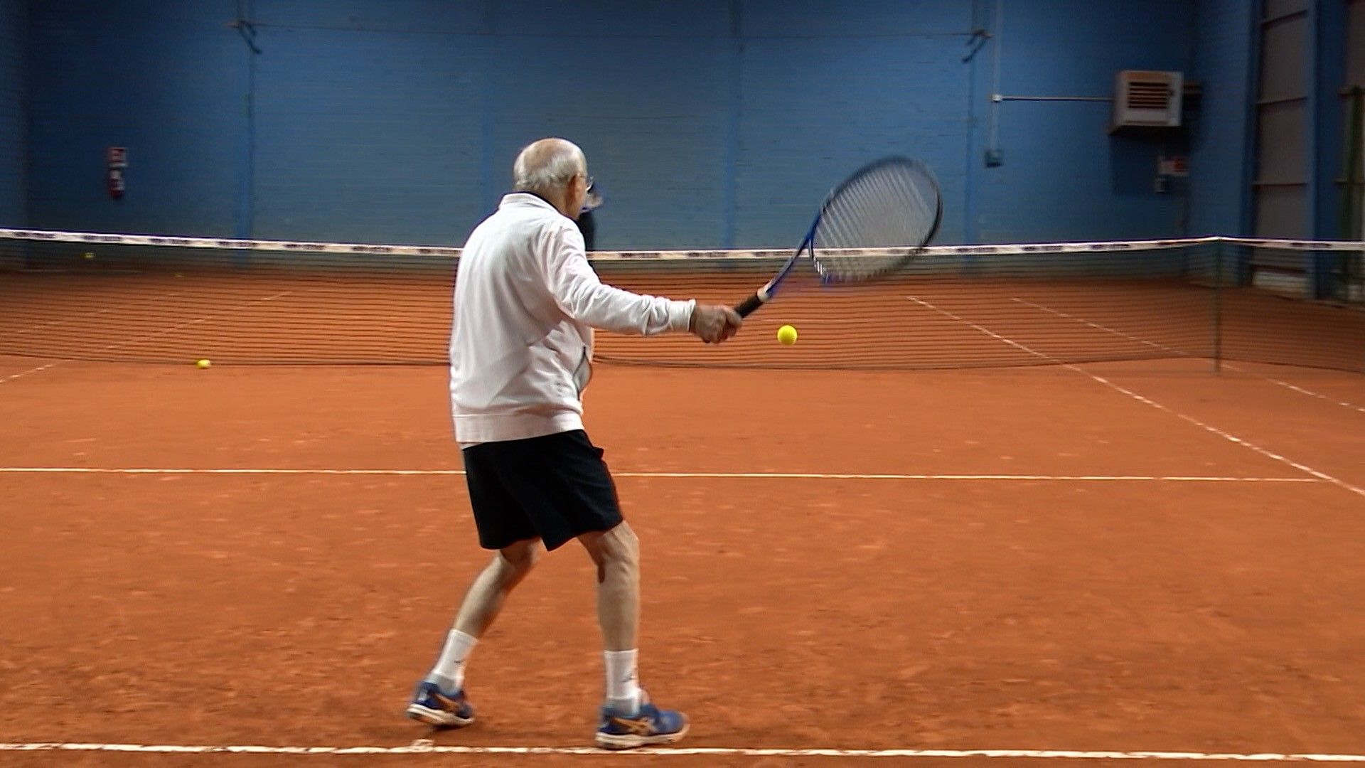 Franco Giovanelli sul campo da tennis