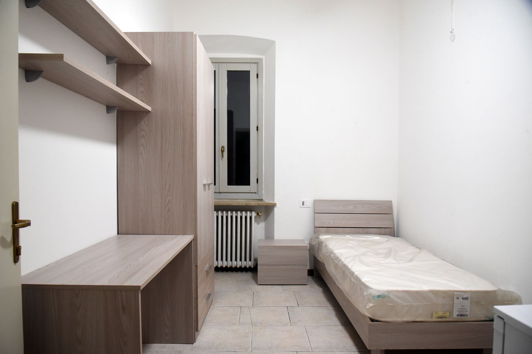 Una delle stanze allestite nella nuova struttura di co-housing sociale