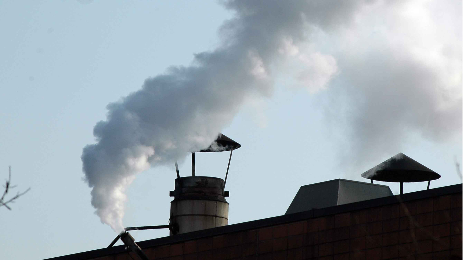 ariainq3piacenza 14 gennaio 2006 inquinamento aria ( foto cravedi )