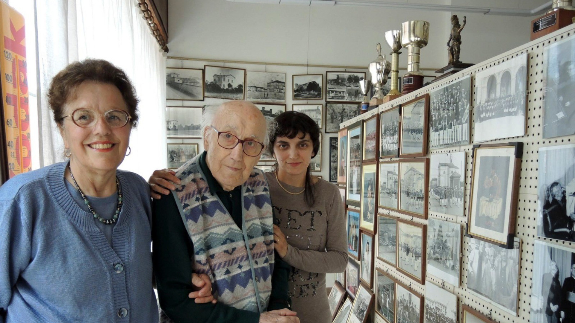 Bruno Cremona con moglie e figlia