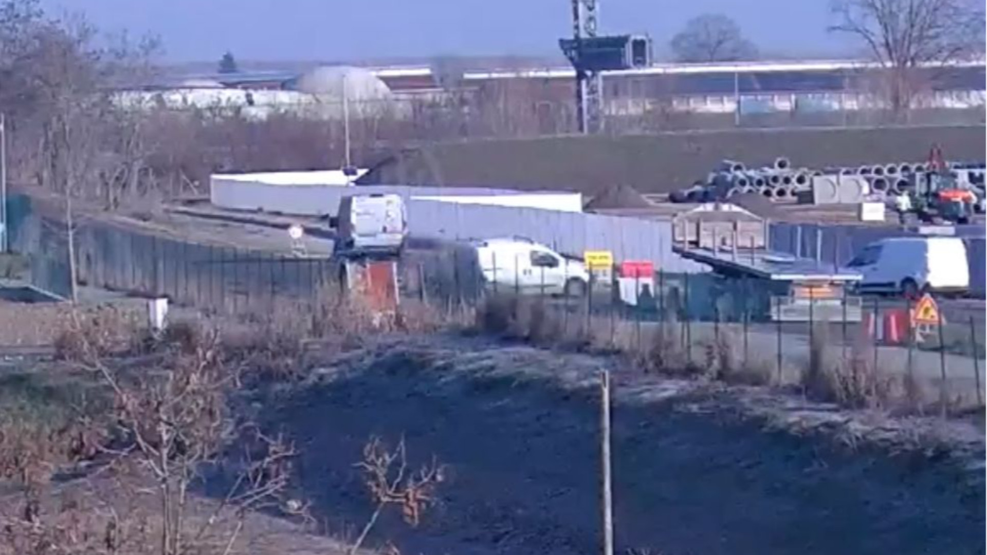 VIDEO - Prima il tamponamento, poi la fuga nei campi