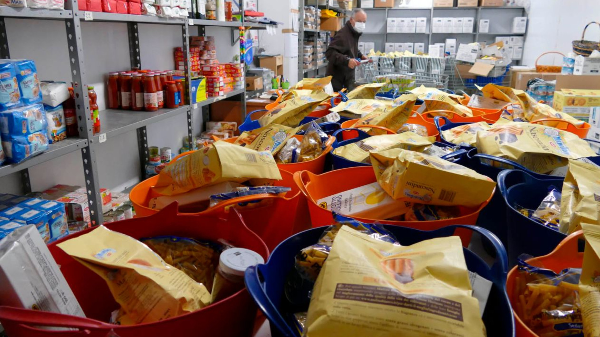 Carrello solidale, in in anno distribuite 4.500 borse alimentari