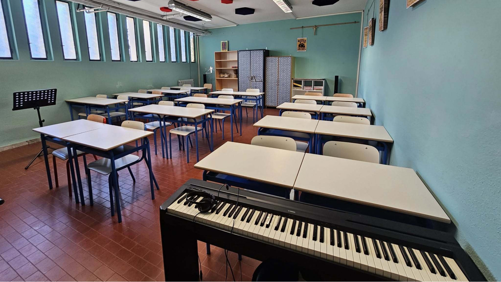 L’aula di musica della scuola media “Gatti” Foto Meneghelli