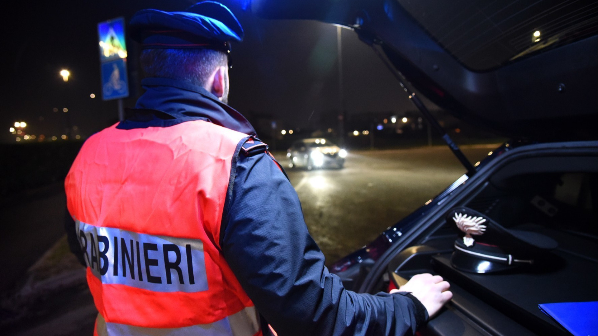 Cadeo, si schianta con la Porsche sotto stupefacenti: condannato