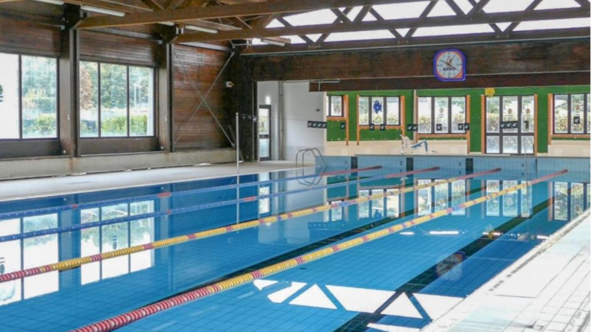 Assistenti per bagnanti, al via il corso alla piscina di Castello