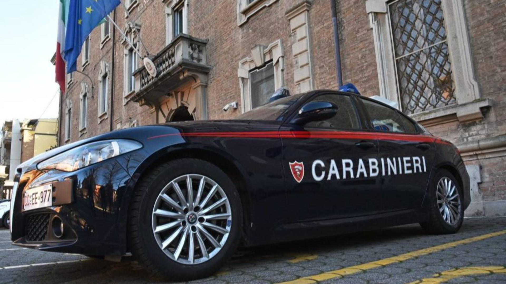 Cerca ricovero al pronto soccorso e dà in escandescenze