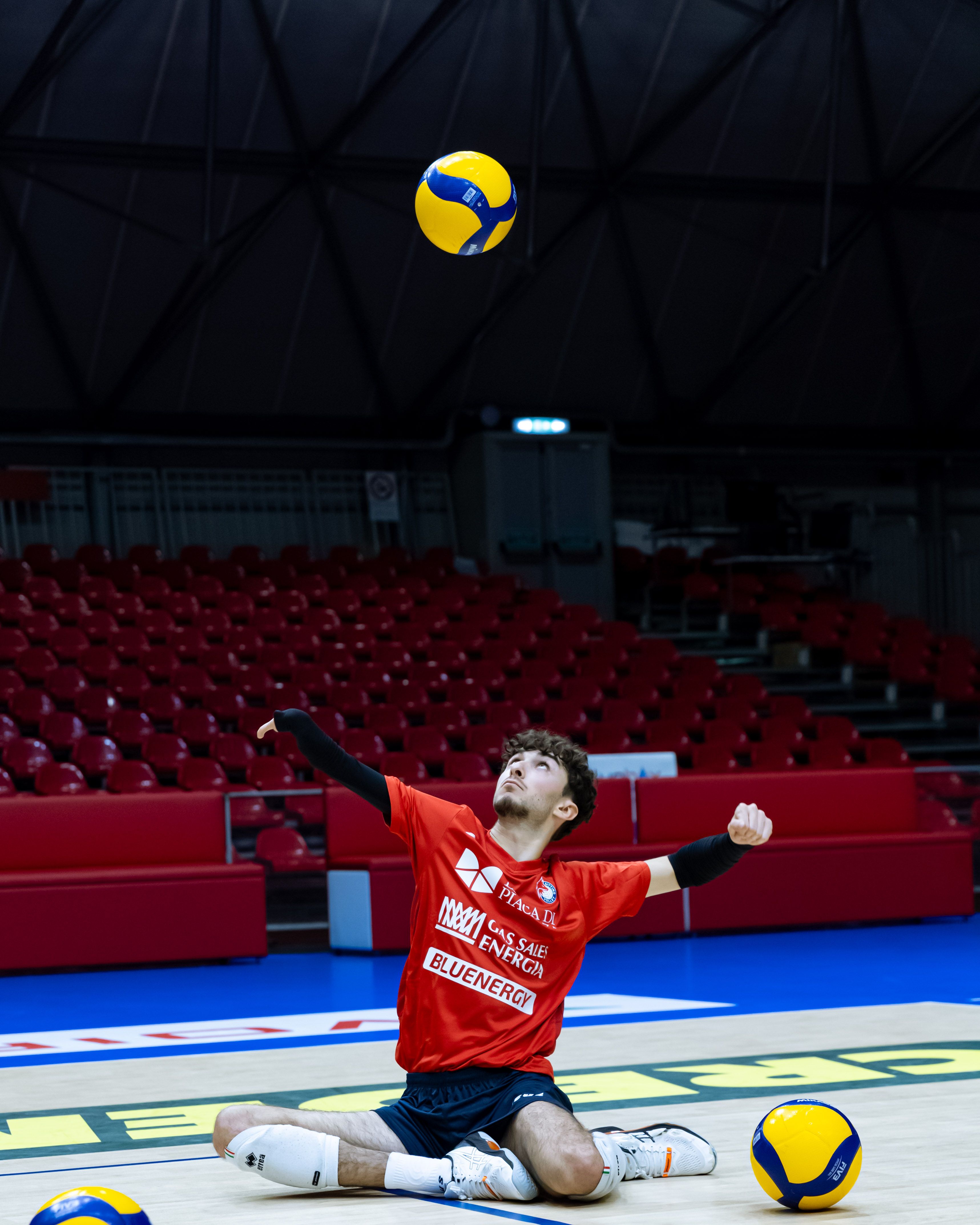  Gas Sales Bluenergy Sitting Volley