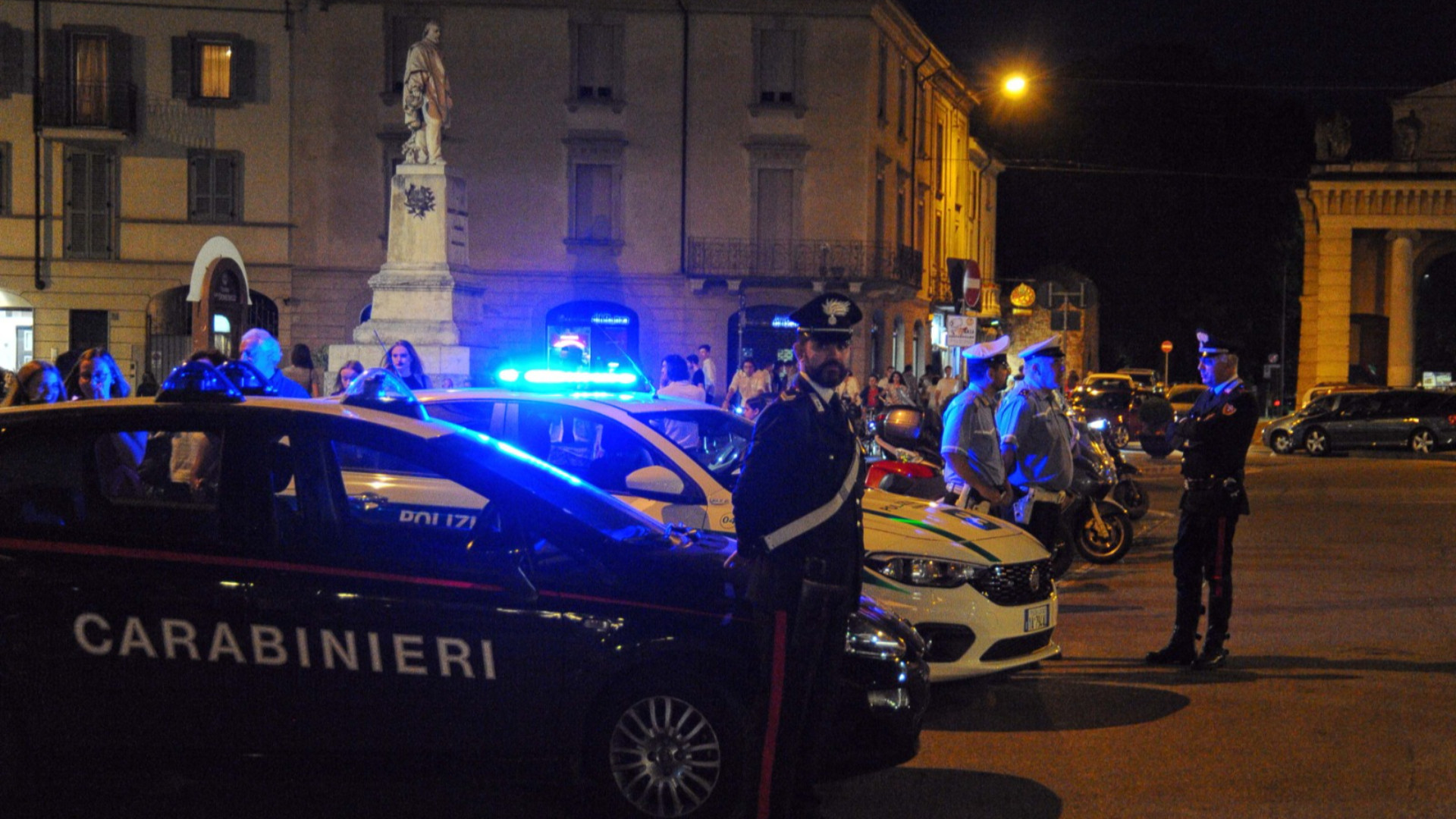 Due piacentini rapinati a Crema dalla banda di maranza