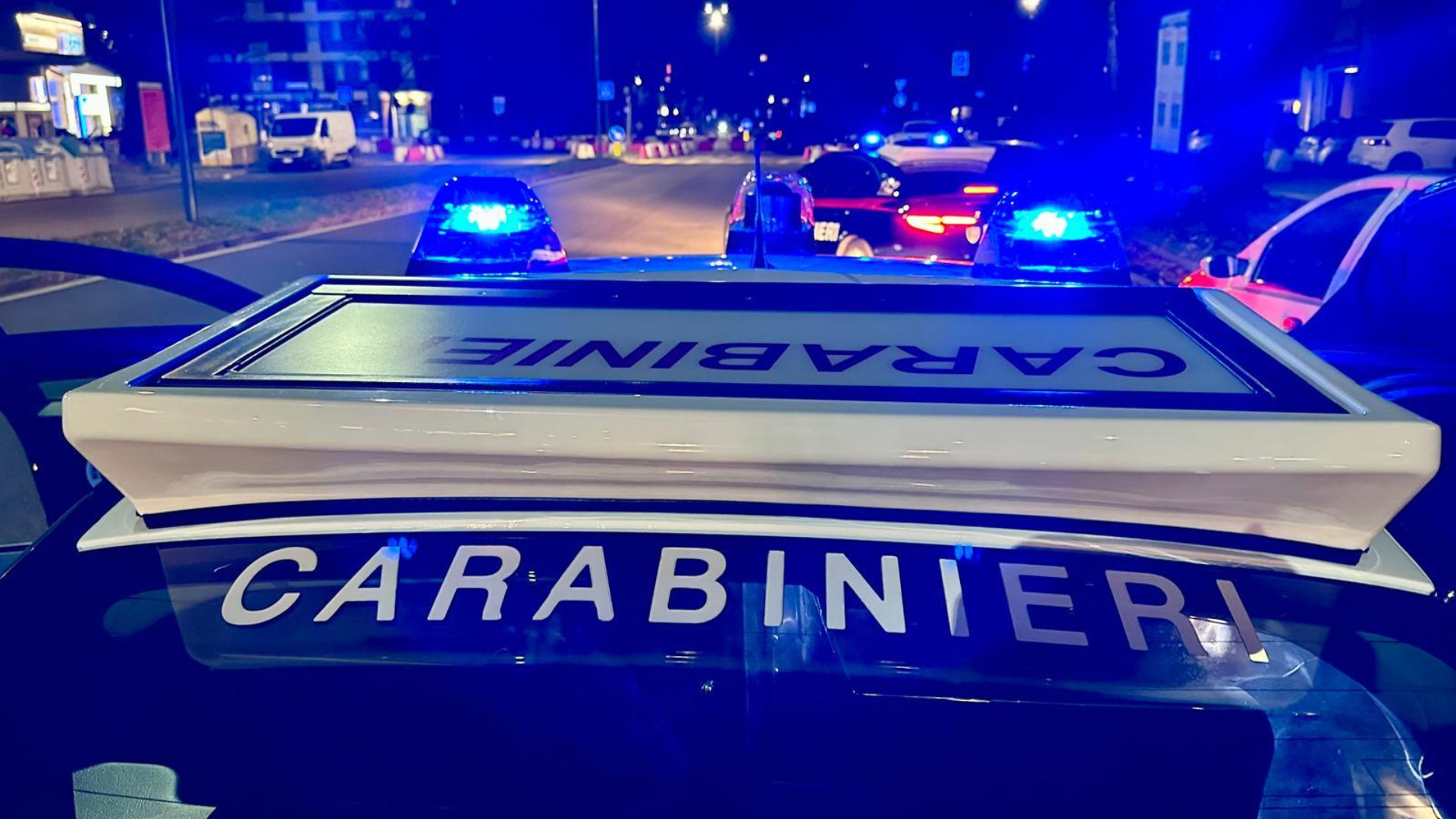 Gragnano, uomo armato rapina la Coop