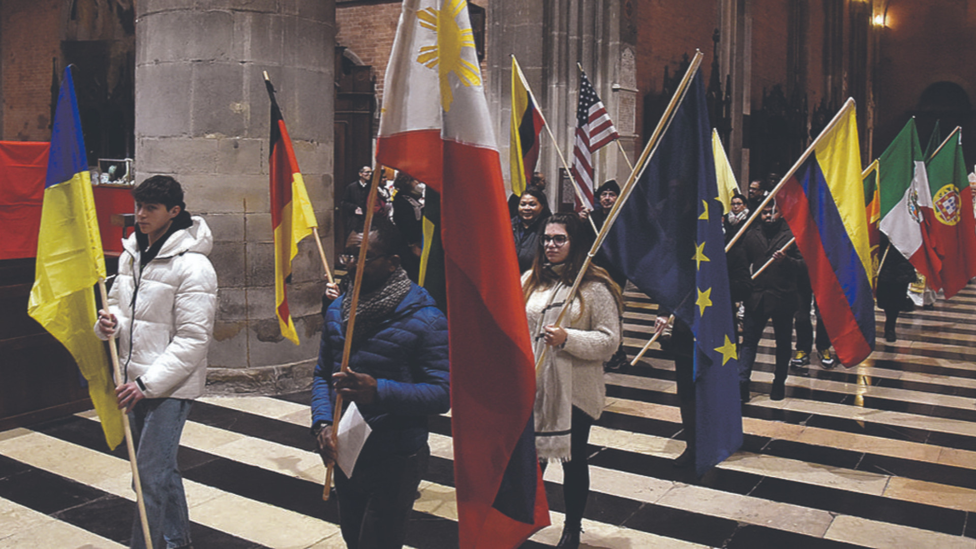 La diocesi: «Rifiutiamo la remigrazione. Corteo provocazione arcaica»