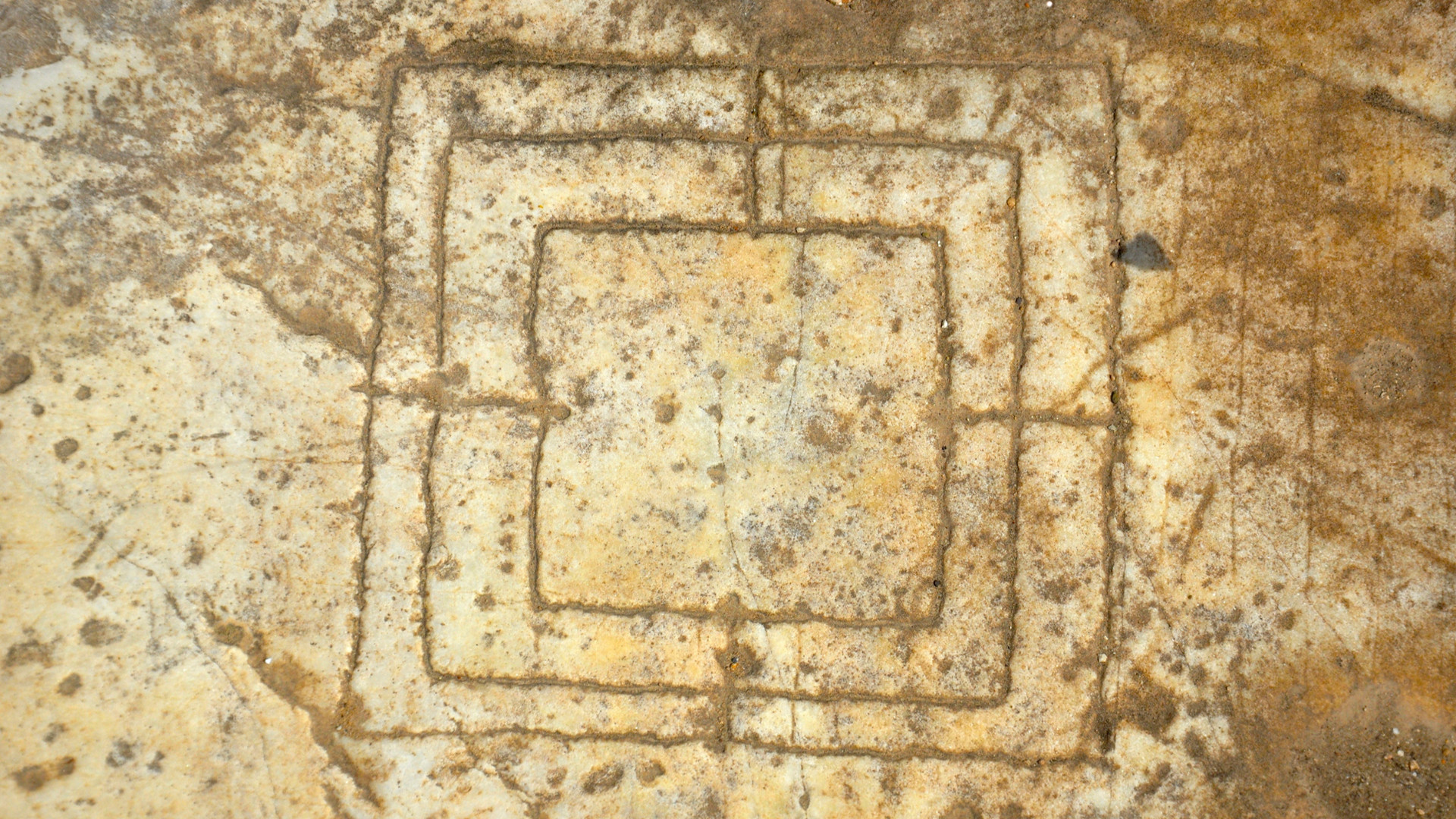 Giocare da sempre: un viaggio nei giochi dell'antichità