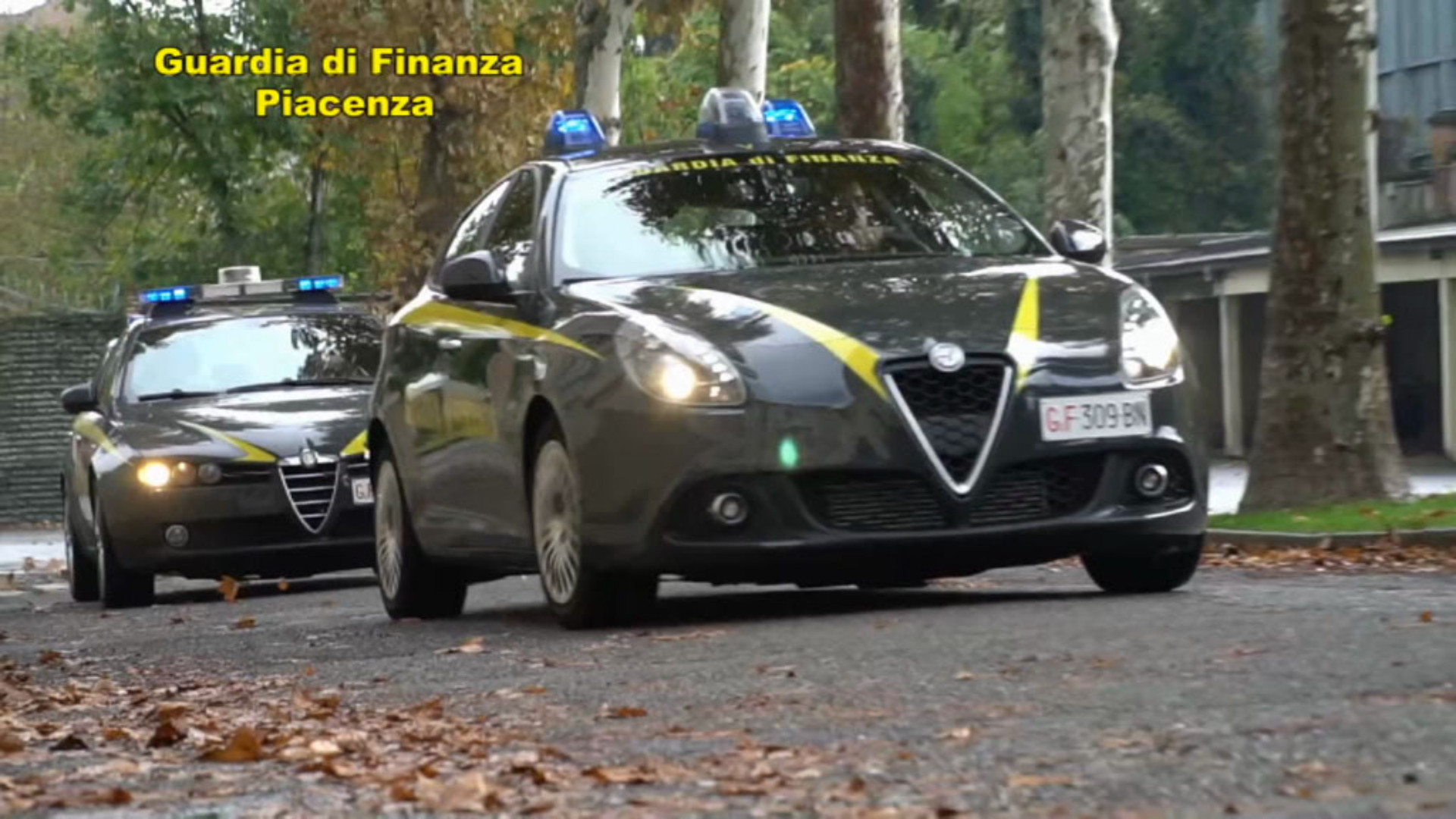 Truffa aggravata e riciclaggio, sequestro da 350mila euro