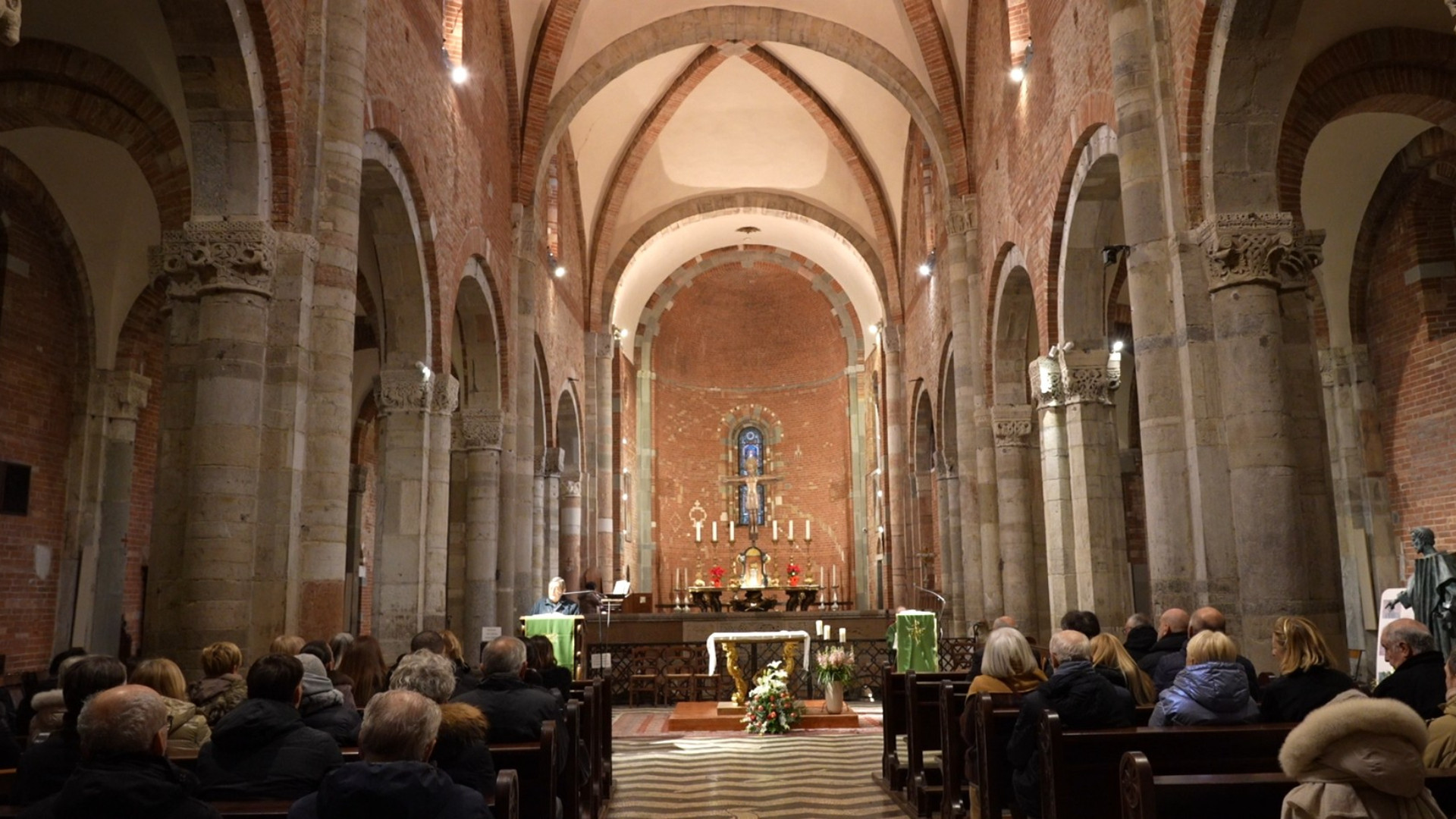 Un momento della messa in San Savino