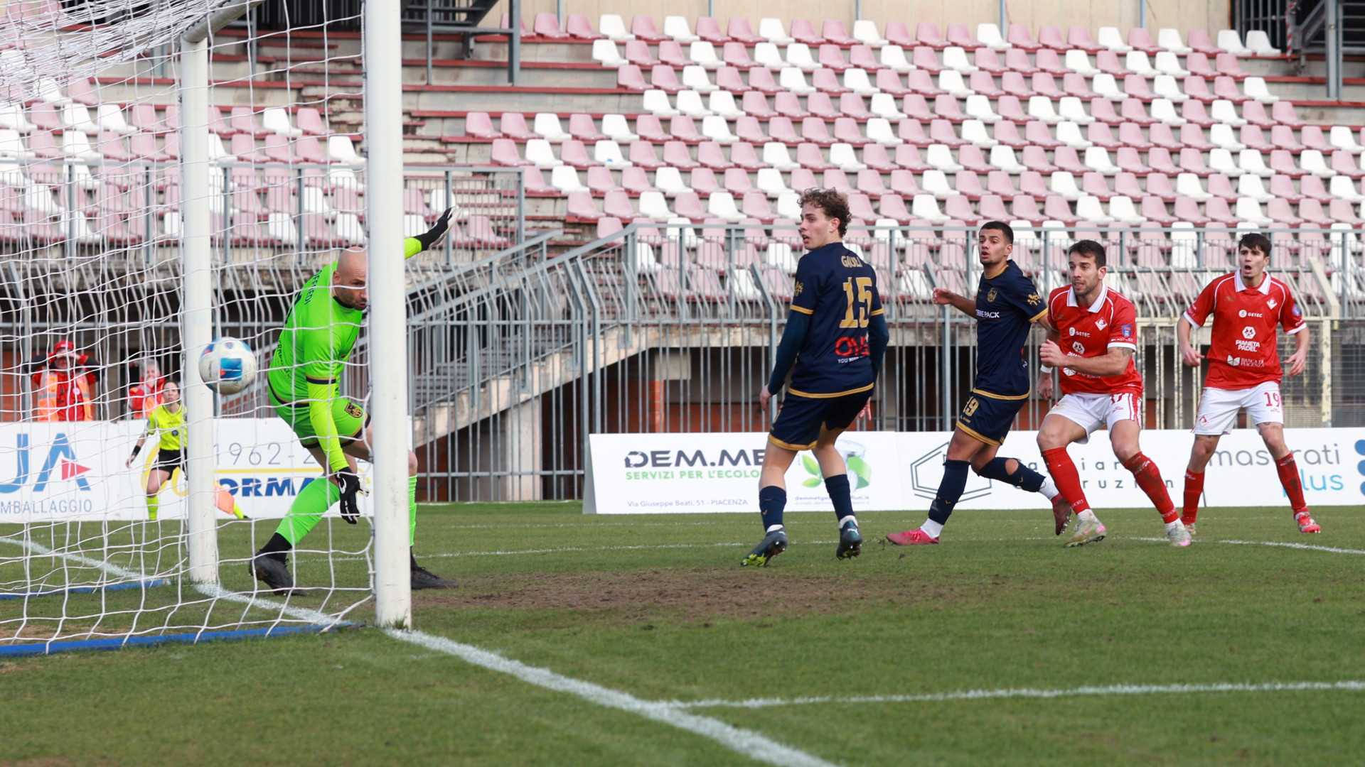 Il gol di Manuzzi ©Libertà/Claudio Cavalli