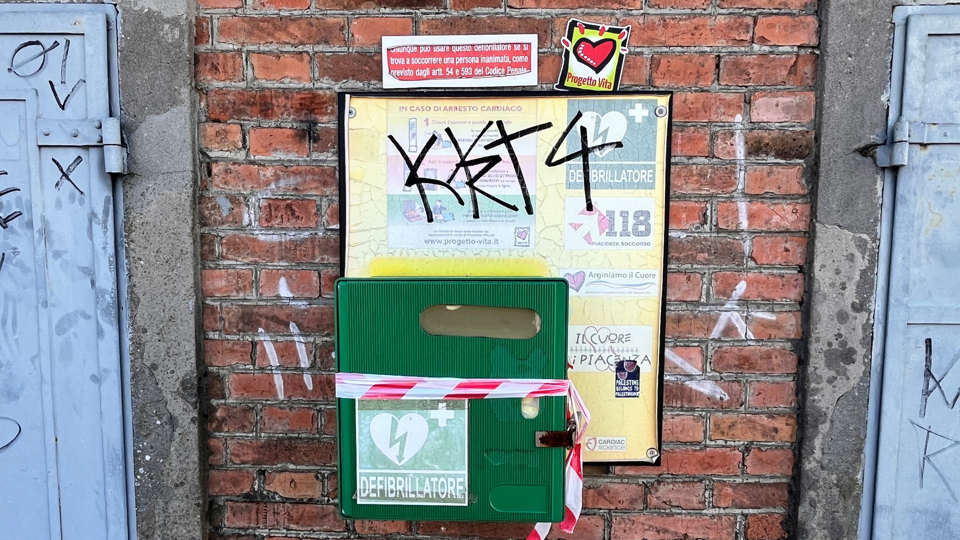 Sull'Argine del Po torna il defibrillatore rubato sei mesi fa