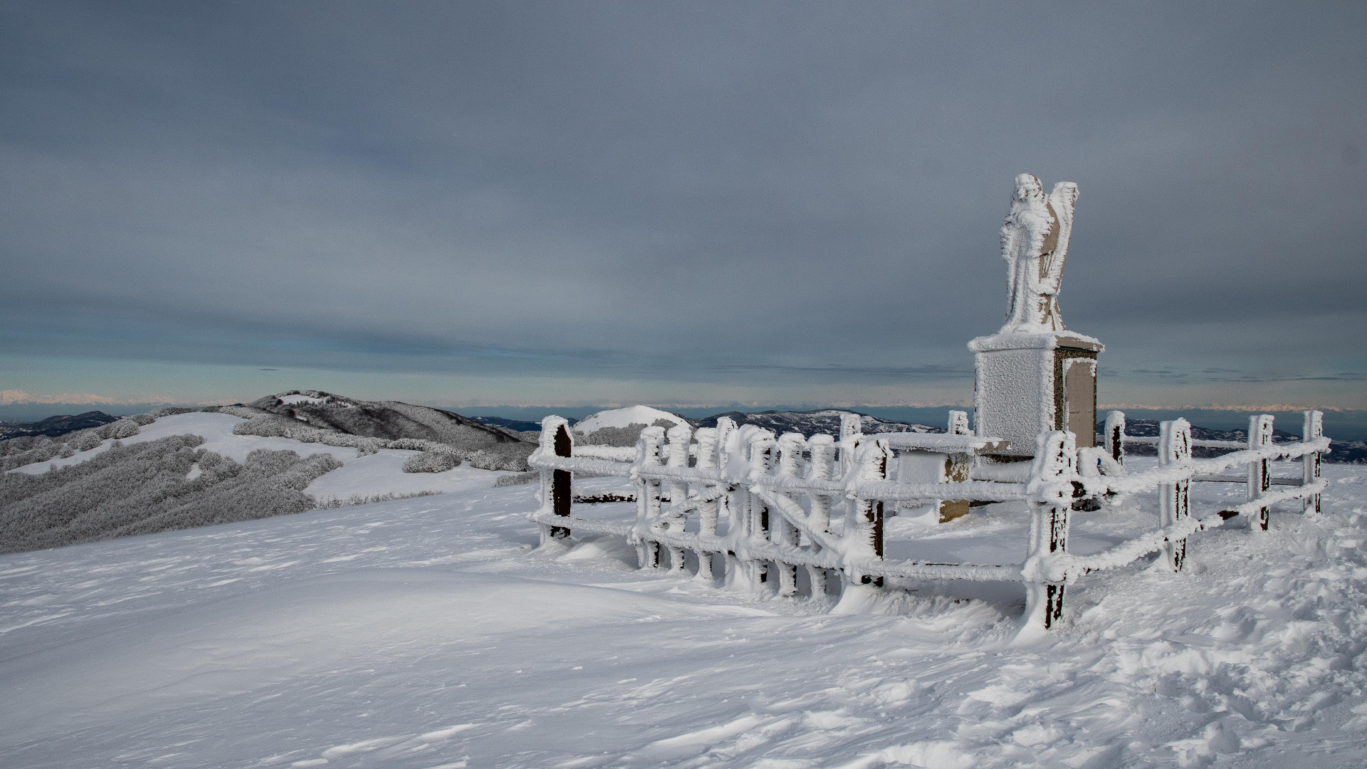 L'angelo "ghiacciato" del Crociglia