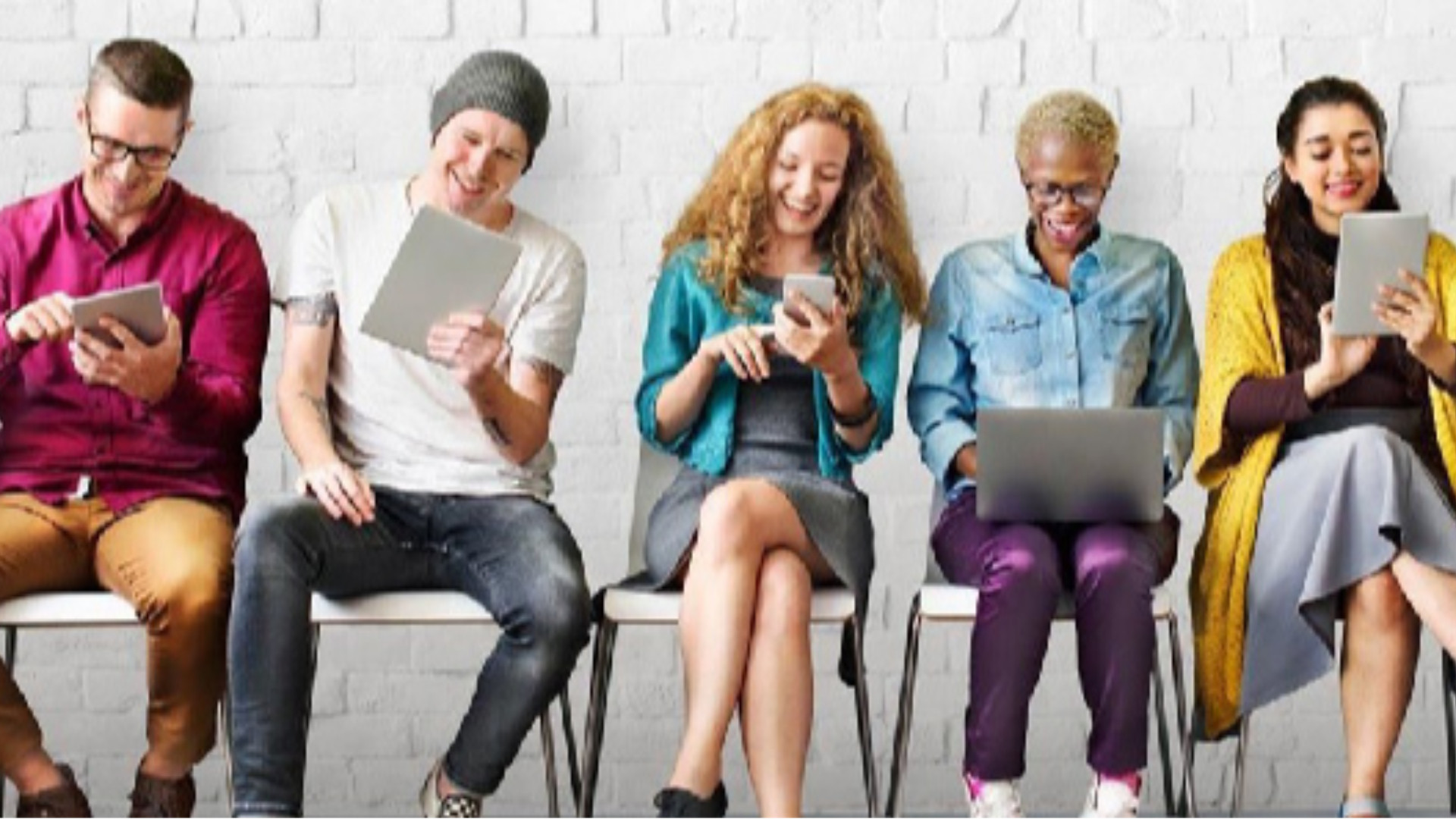 Il nostro rapporto con la tecnologia ce lo invidiano i "vintage"