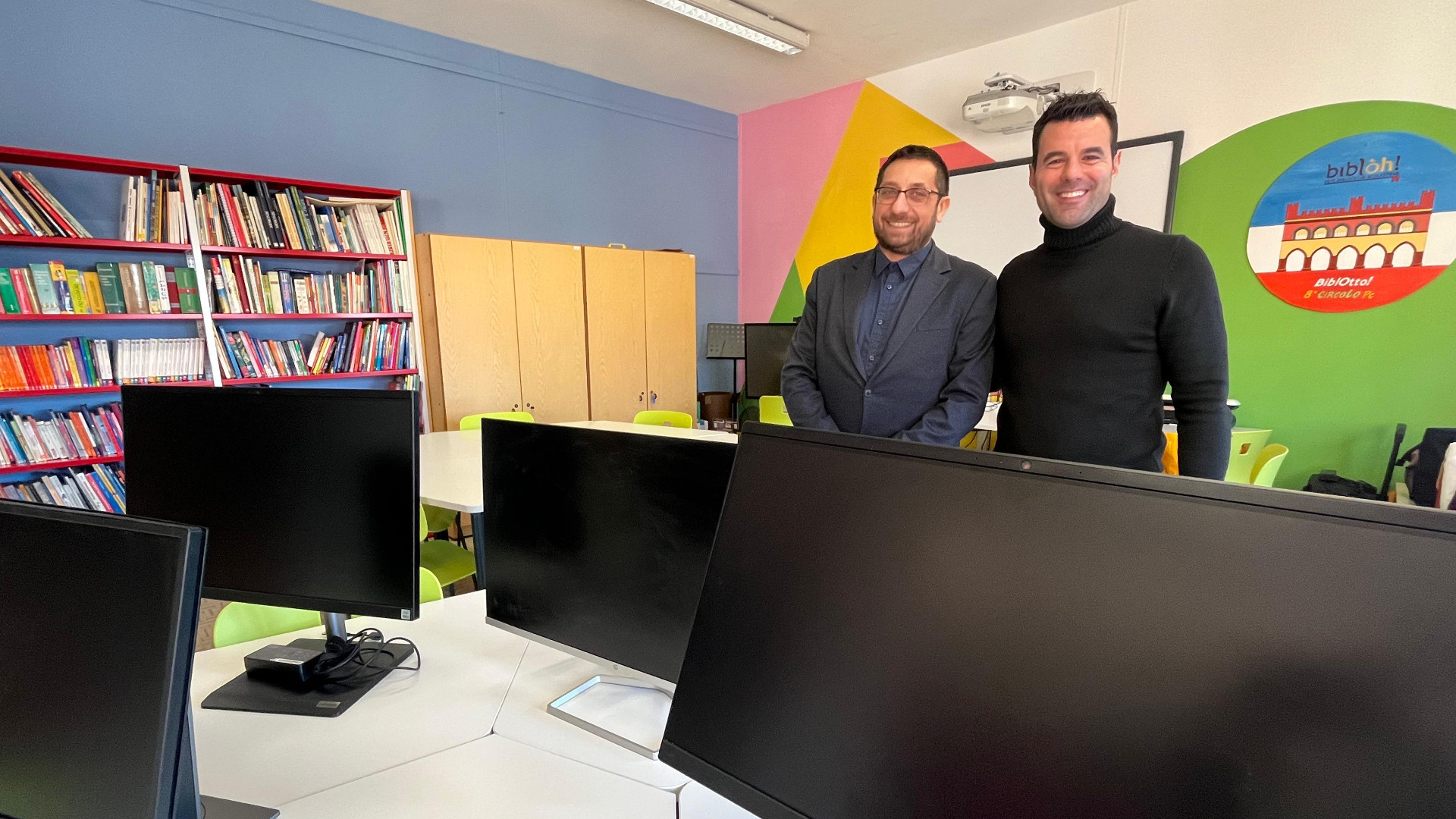 Dopo il furto, la generosità: donati sei computer alla Don Minzoni