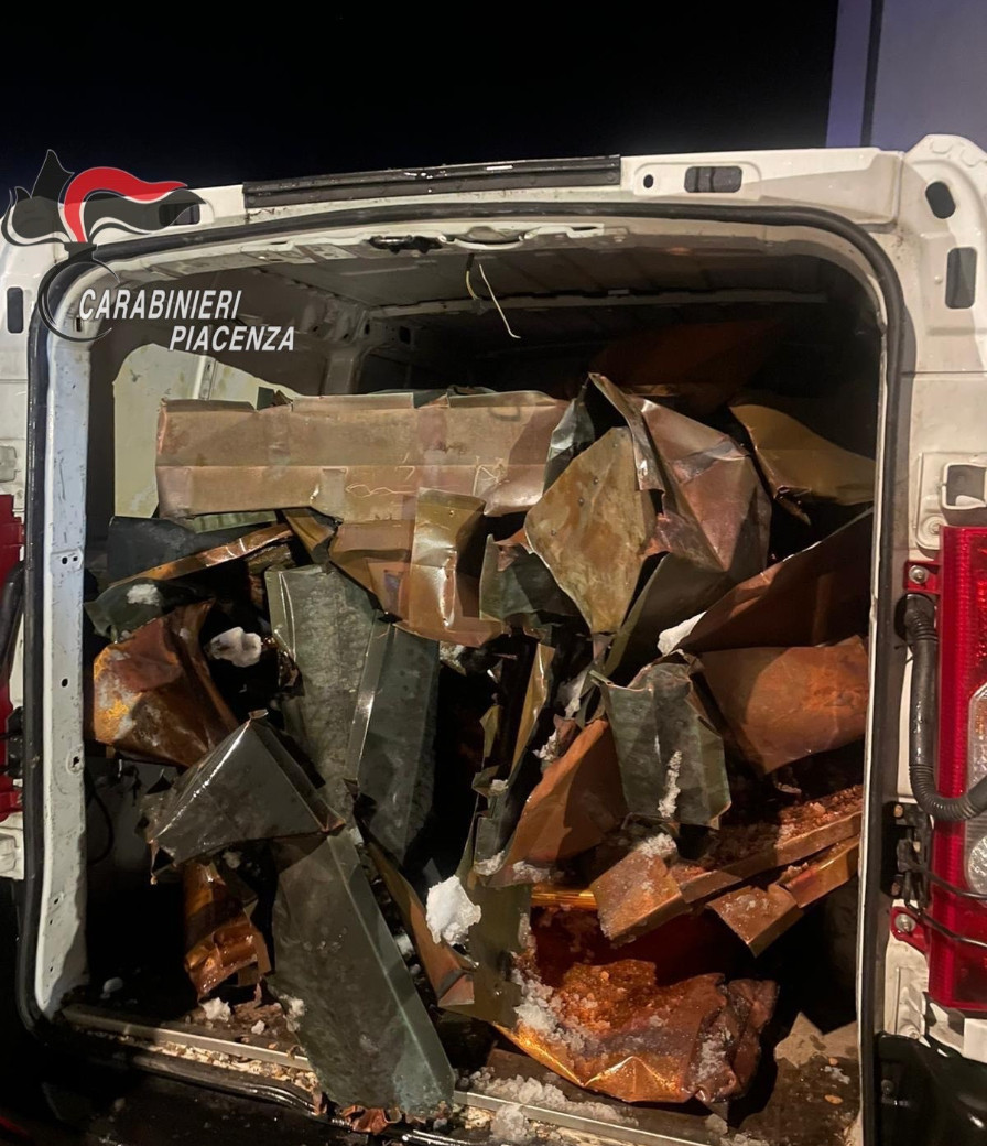 Furto di rame a Farini: giovane fermato con 45 pezzi nel furgone