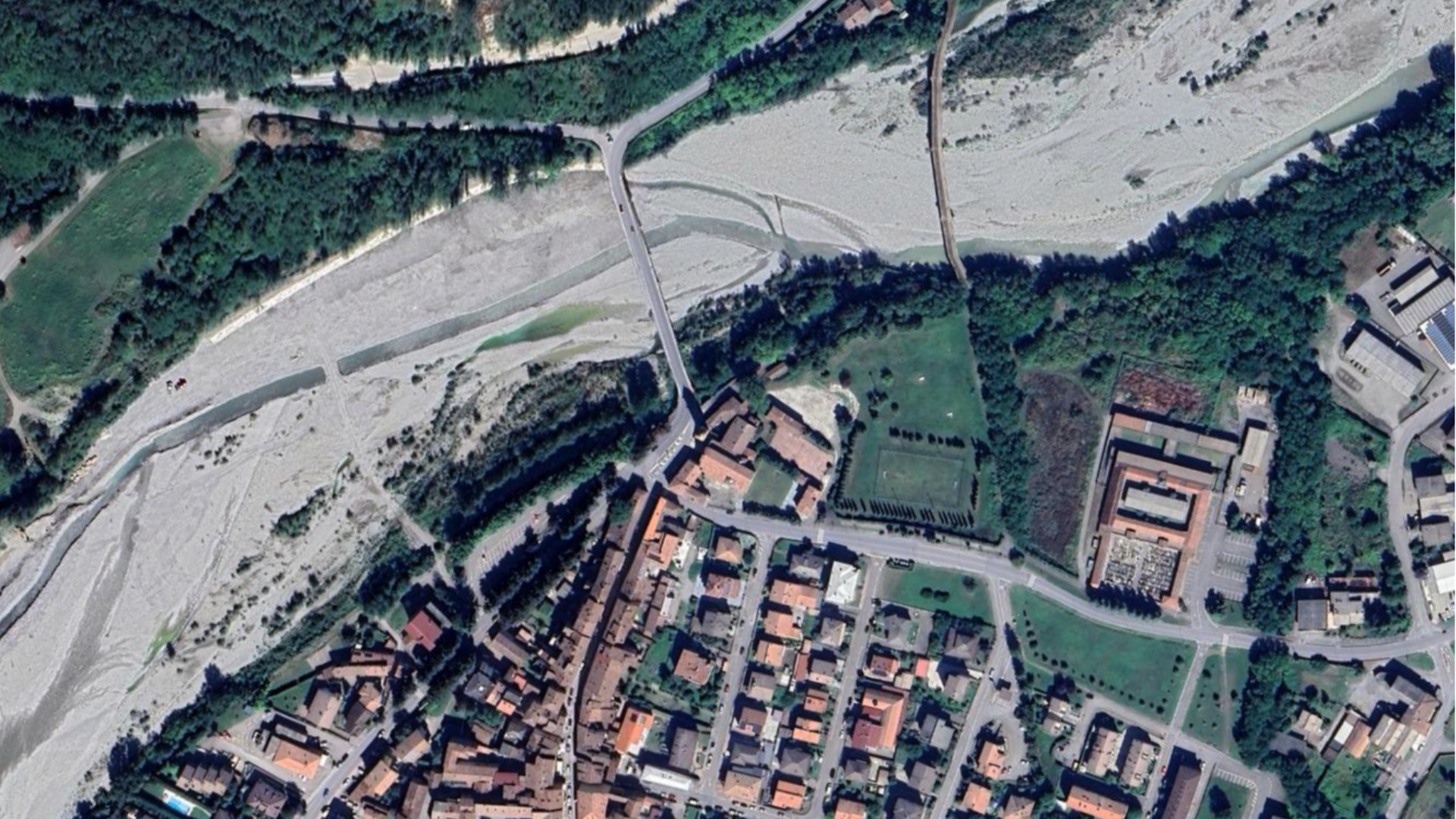 Ponte dell’Olio, la rotatoria deve spostarsi di 15 metri