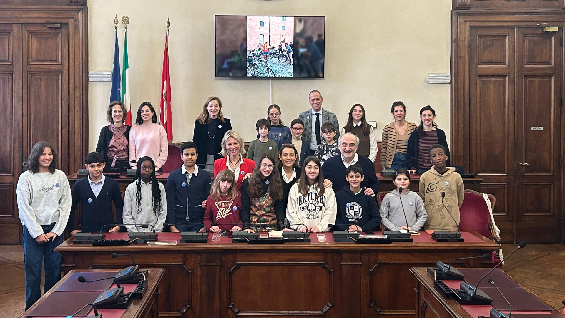 Rifiuti, smog, accessibilità: al via il Consiglio comunale dei ragazzi