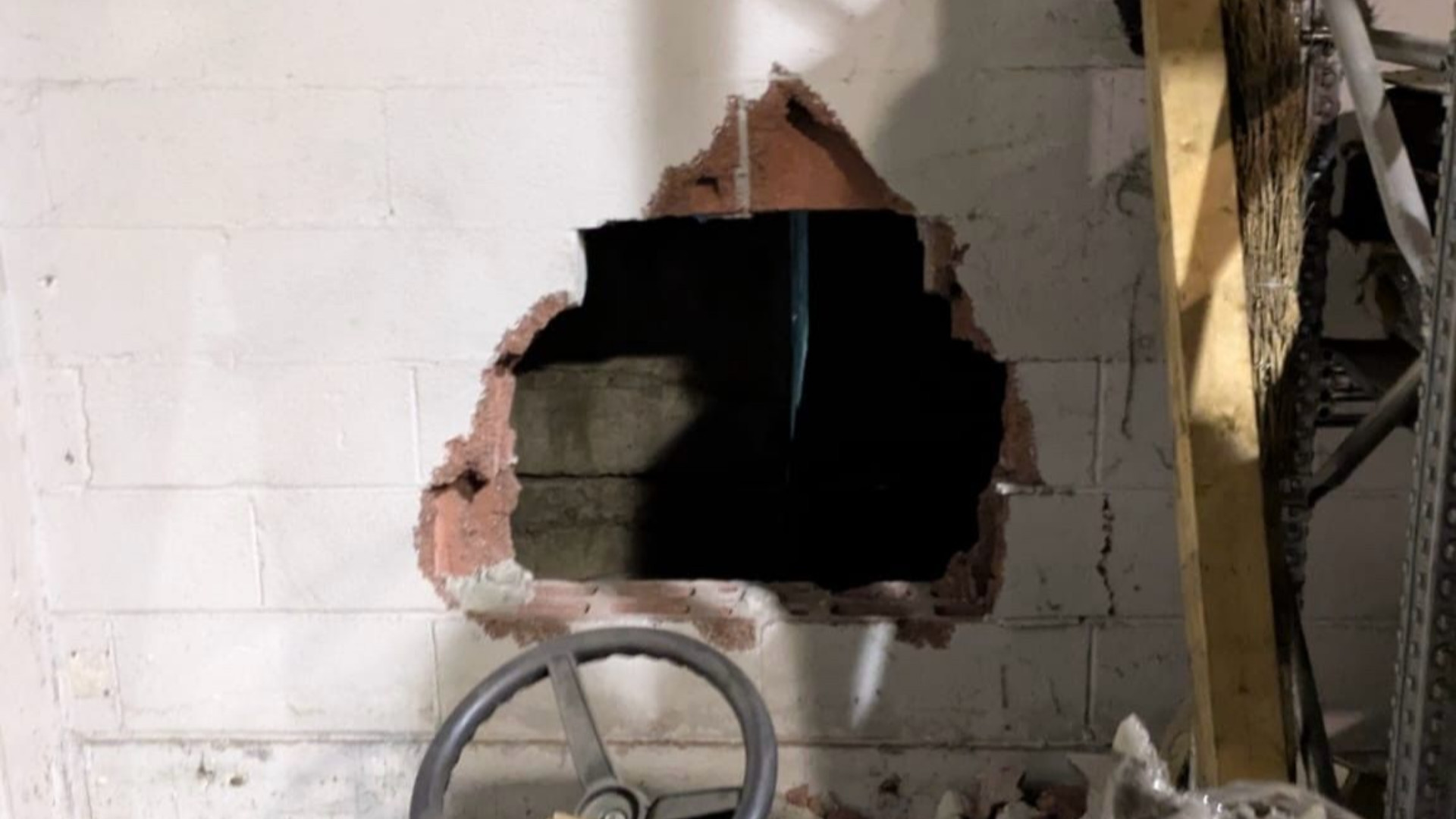 Fallisce il furto di ferro e rame, due denunciati. Uno ha 76 anni