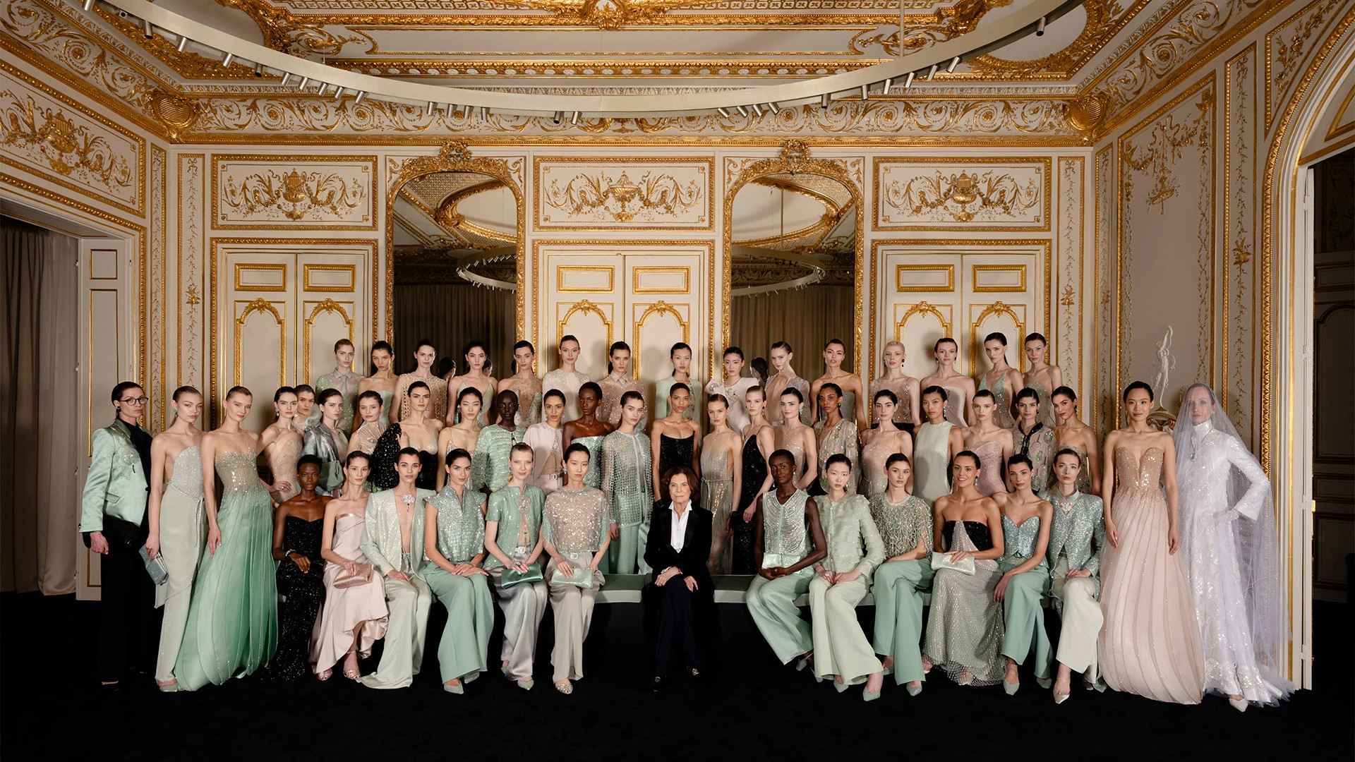 Armonia e coerenza, scommessa vinta per Armani Privé