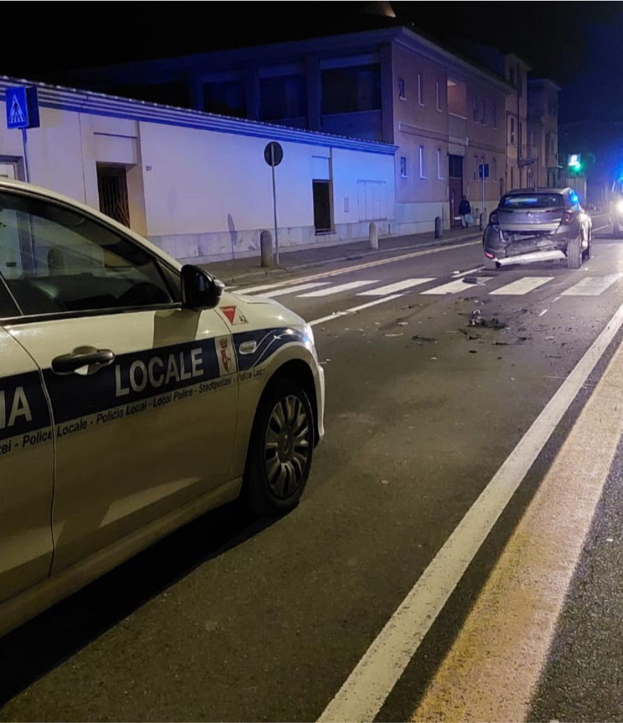 Tamponamento sullo stradone Farnese, pirata in fuga