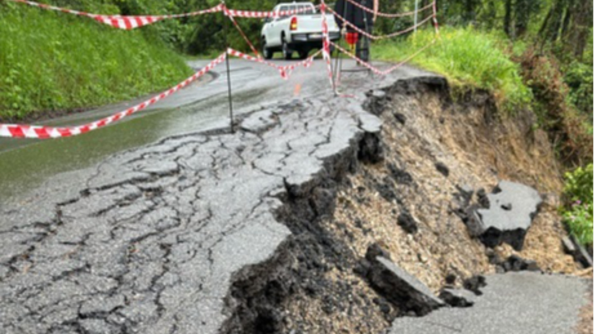 La Protezione civile: oggi è allerta frane in montagna e alta collina
