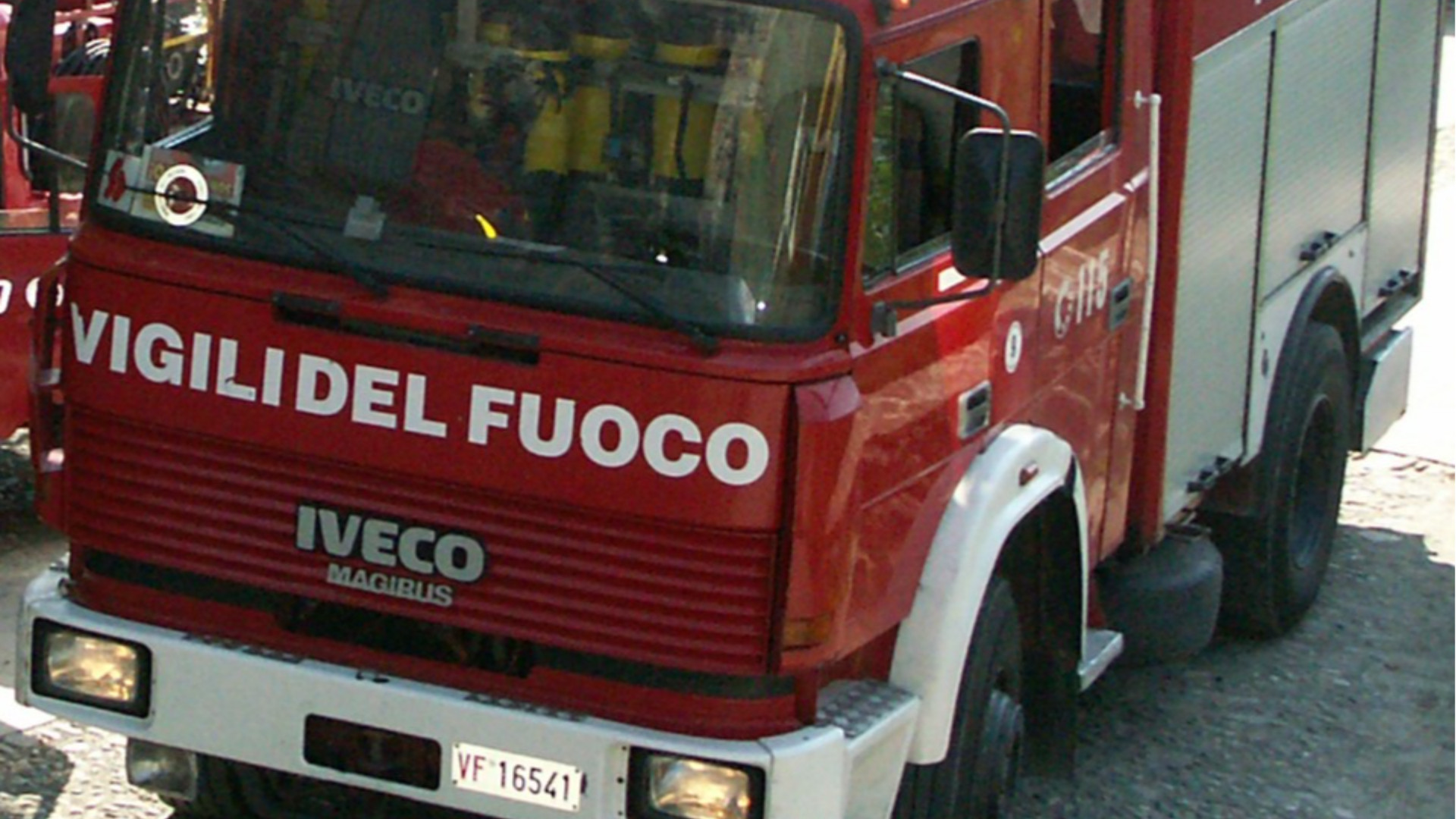 Fuga di gas a Vicobarone dopo il crollo di un muretto: momenti di allarme