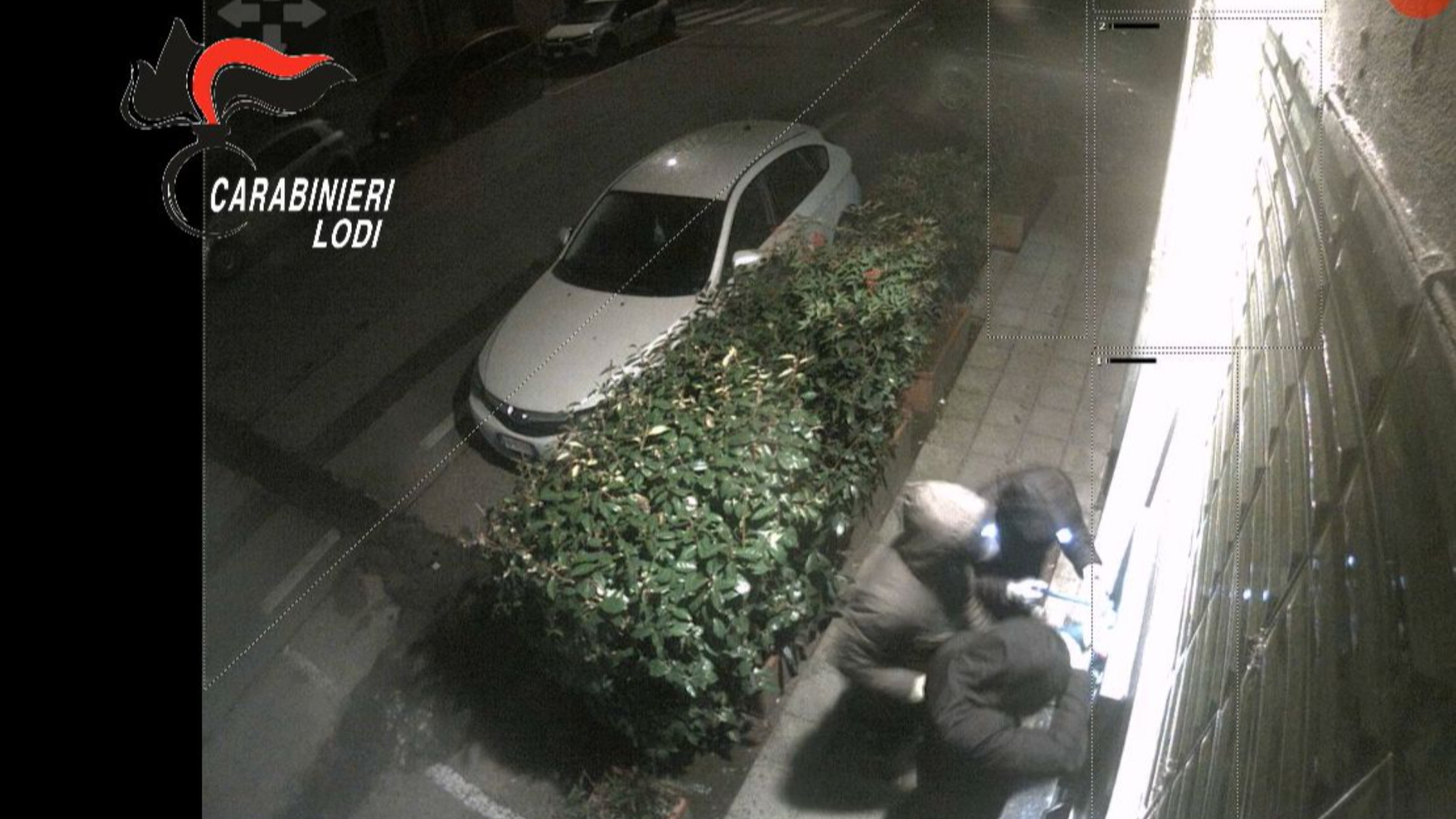 Elicotteri e artificieri, sgominata banda del bancomat