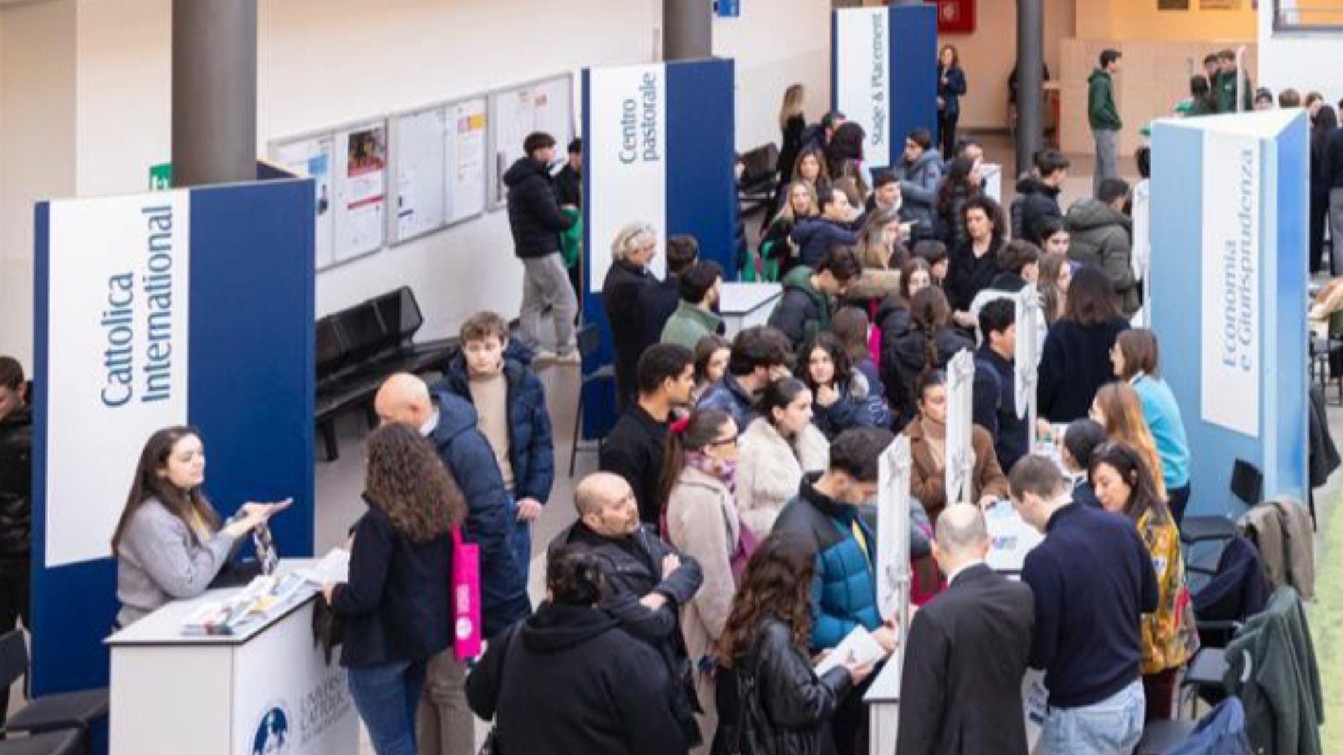 Ricerca sui nostri giovani. «C'è paura del precariato, ma anche una spinta a voler restare»