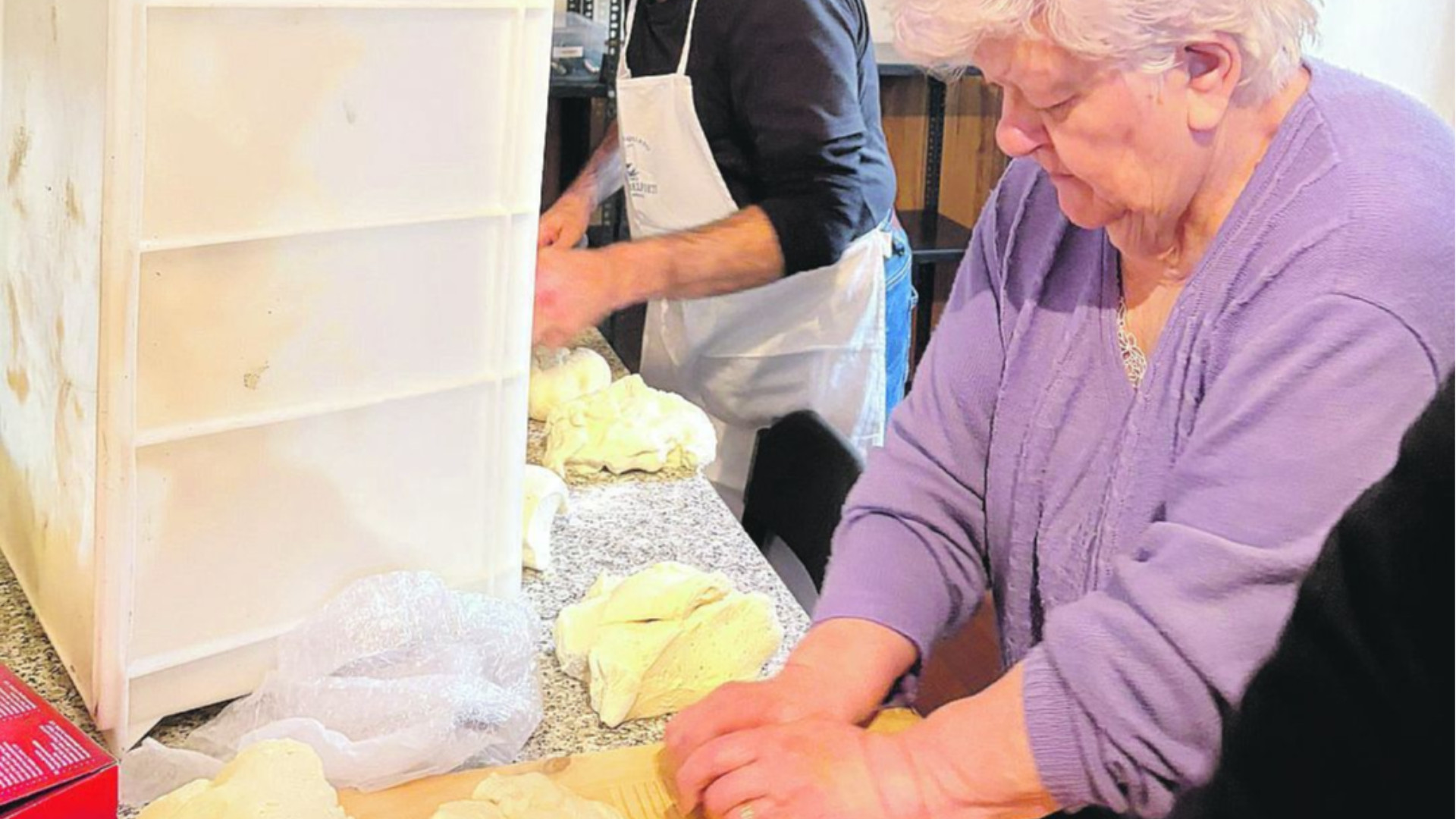 Il forno San Lorenzo riacceso a fin di bene, fa il pane per i poveri