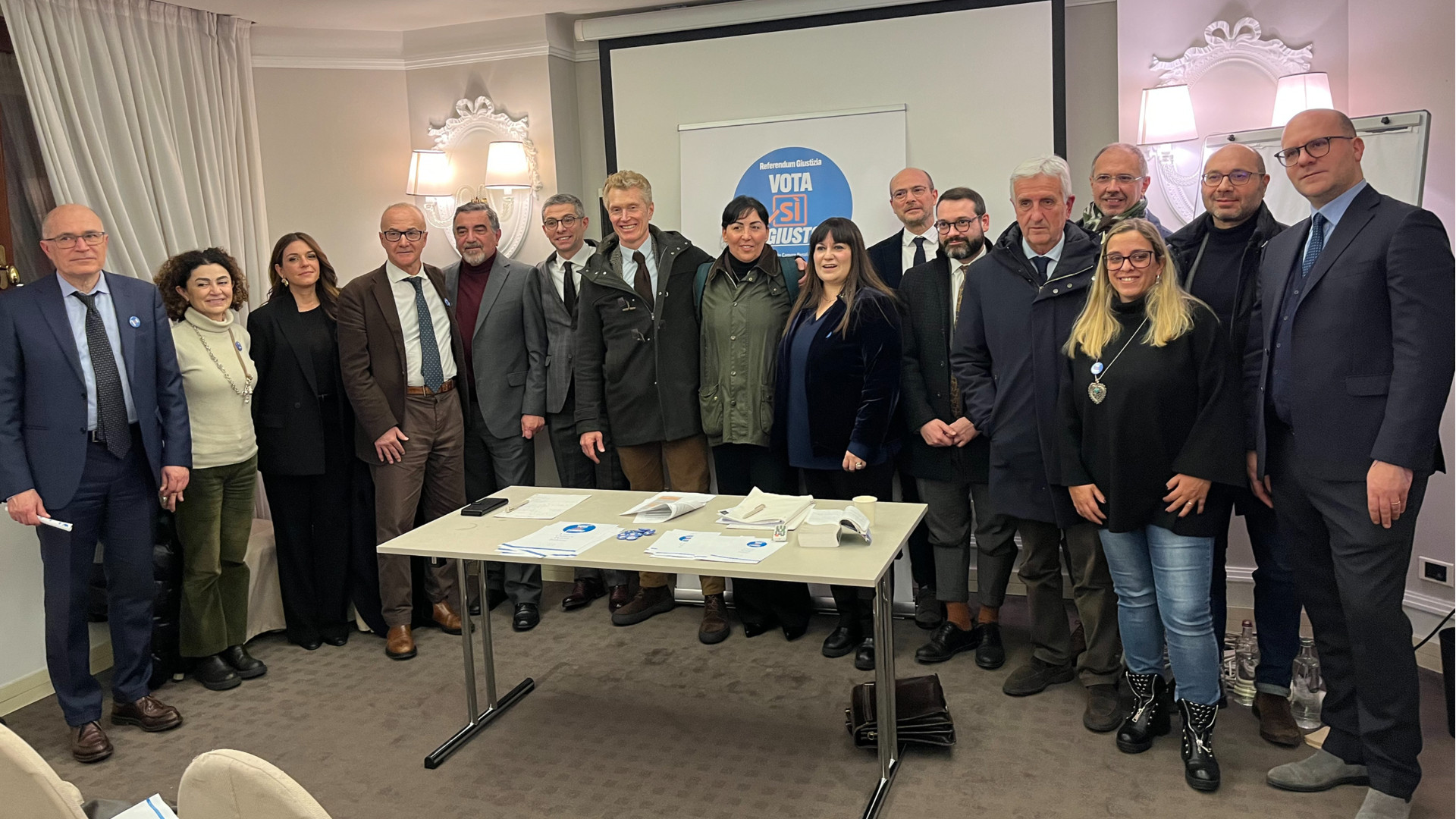 Referendum, comitato per il Sì: «Deriva autoritaria? Una bufala»