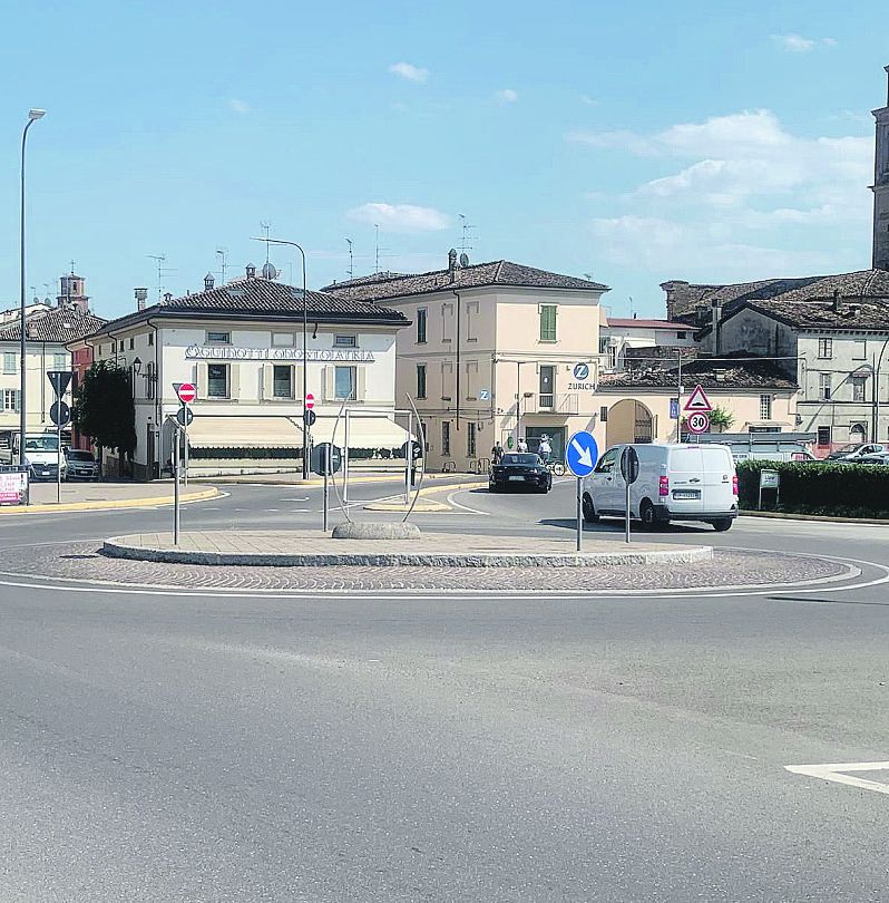 La rotonda destinata ad ospitare la statua di San Fiorenzo