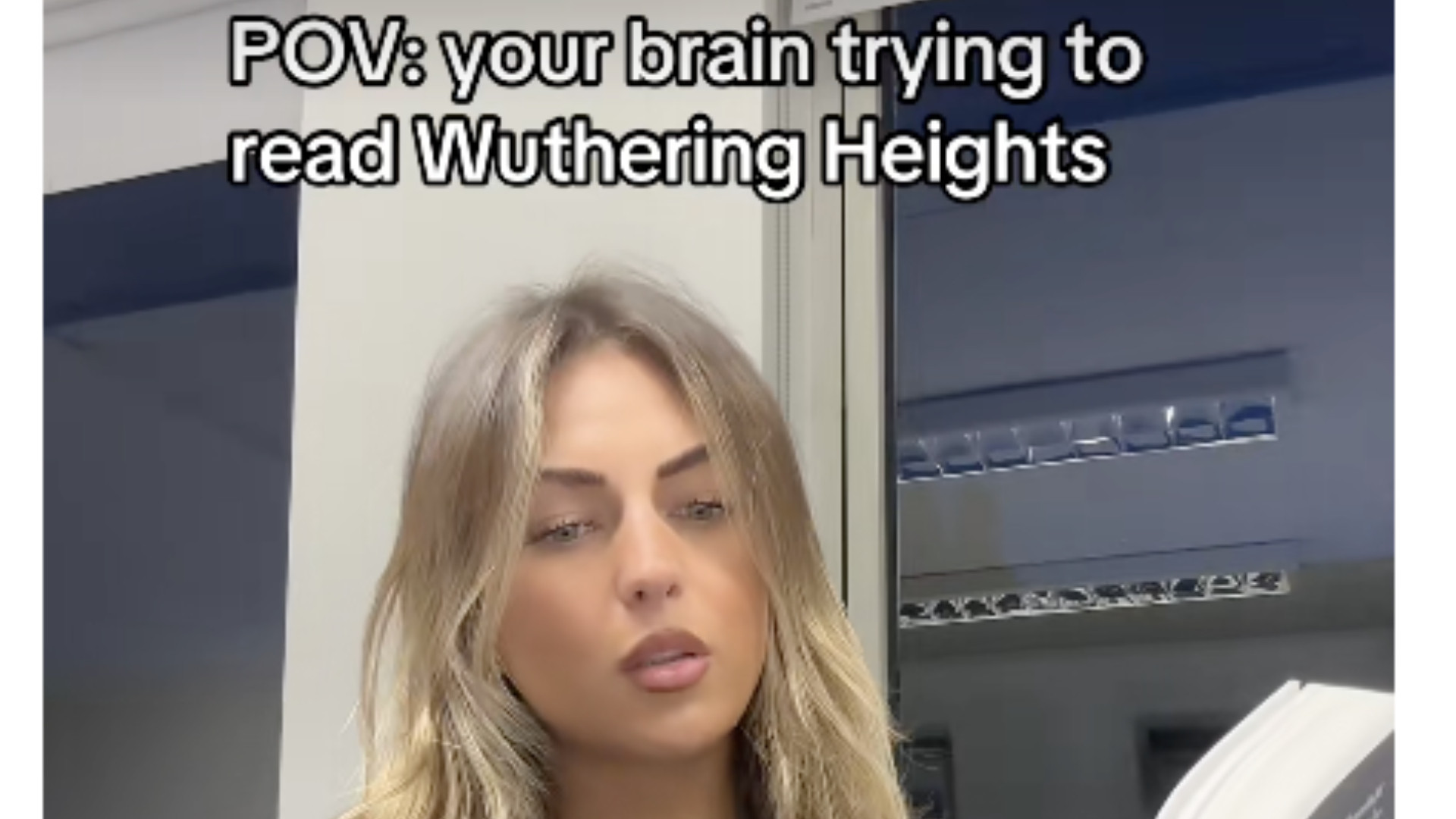 "Cime tempestose": il re-read collettivo è già un fenomeno di massa ma io trovo il romanzo pesante come un macigno