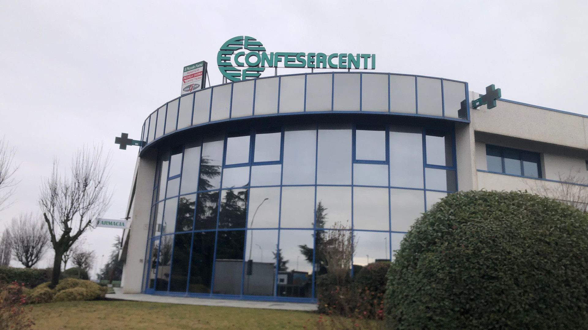 Apre la farmacia in via Maestri del Lavoro, dispensario a Roncaglia