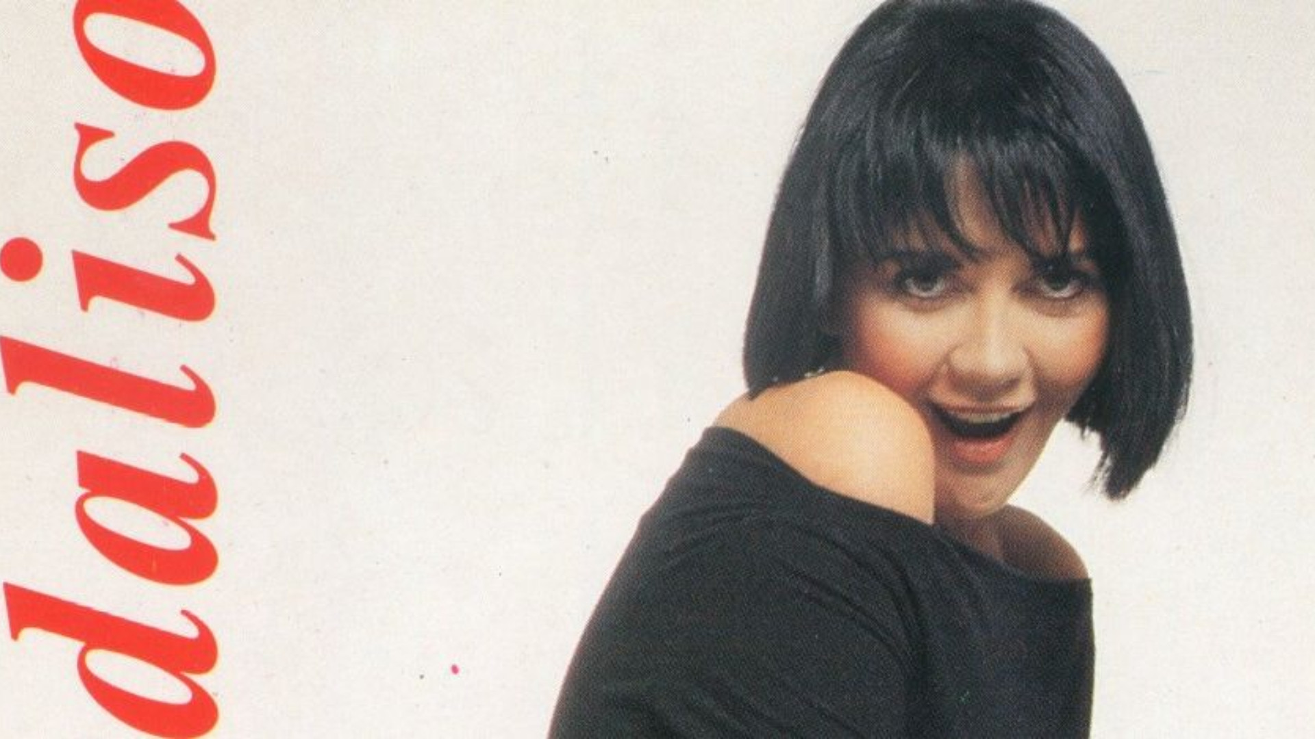 Grintosa, ironica e indipendente: Fiordaliso festeggia i 70 con «Senza Etichette»