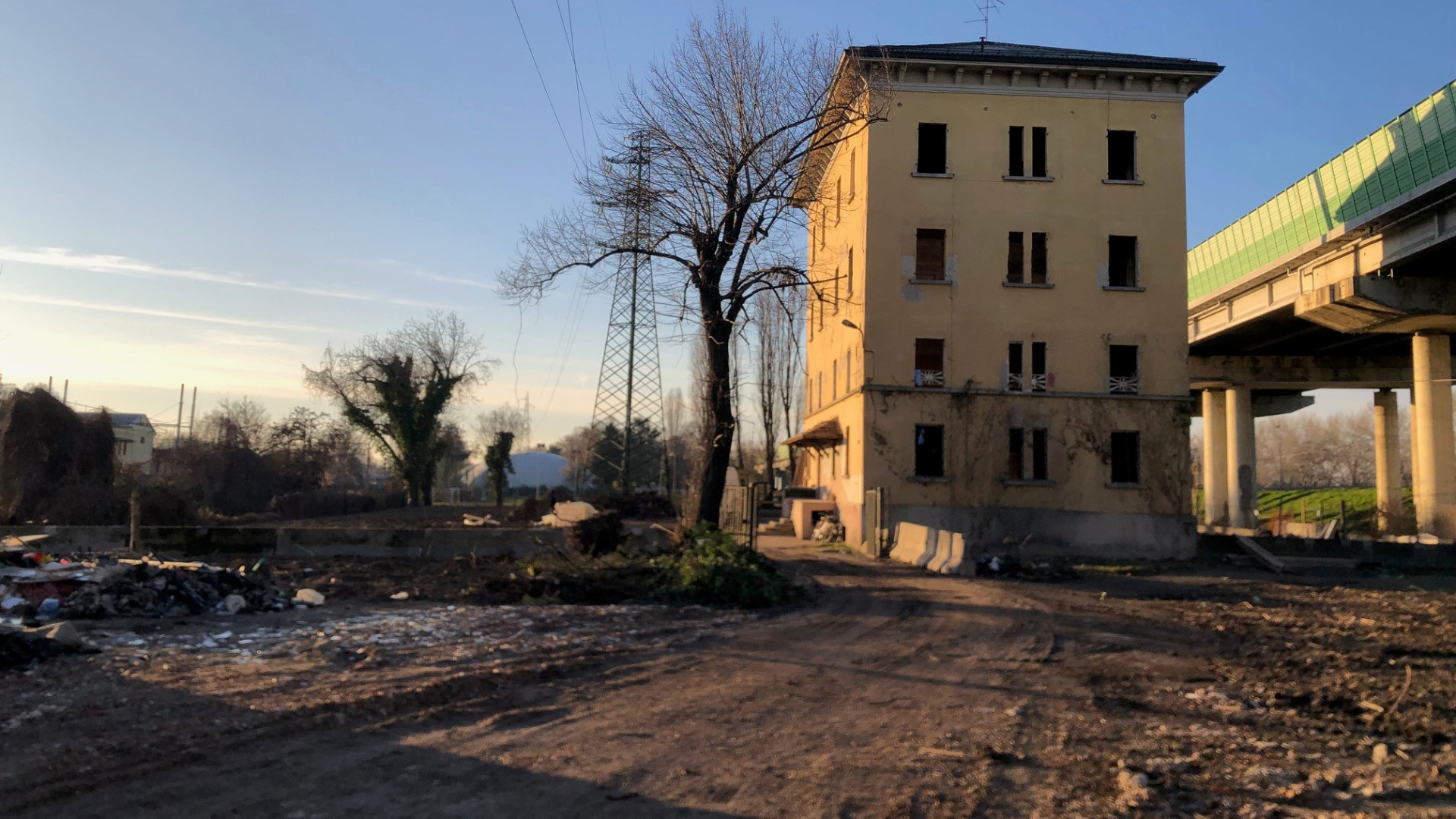 Un campus universitario per far rinascere via Nino Bixio