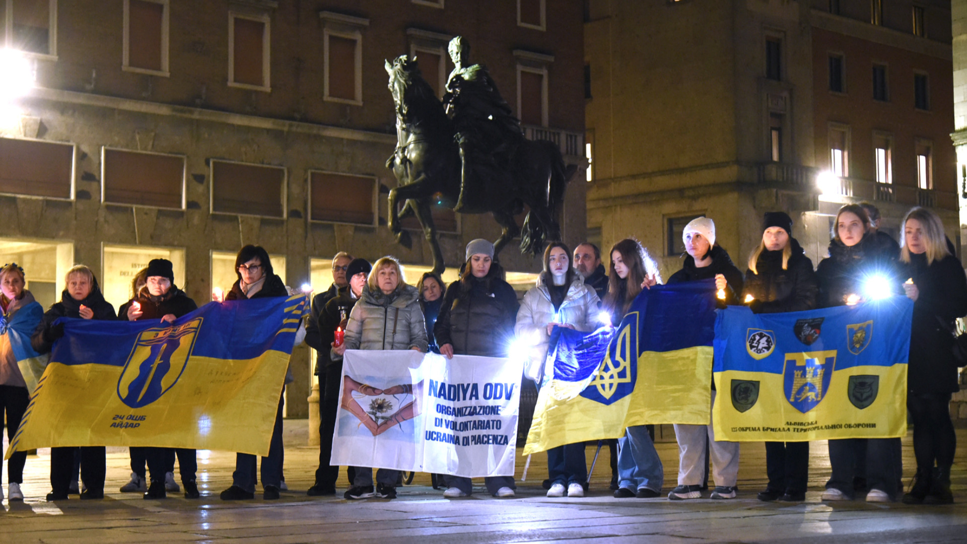 Quattro minuti di silenzio per la pace in Ucraina