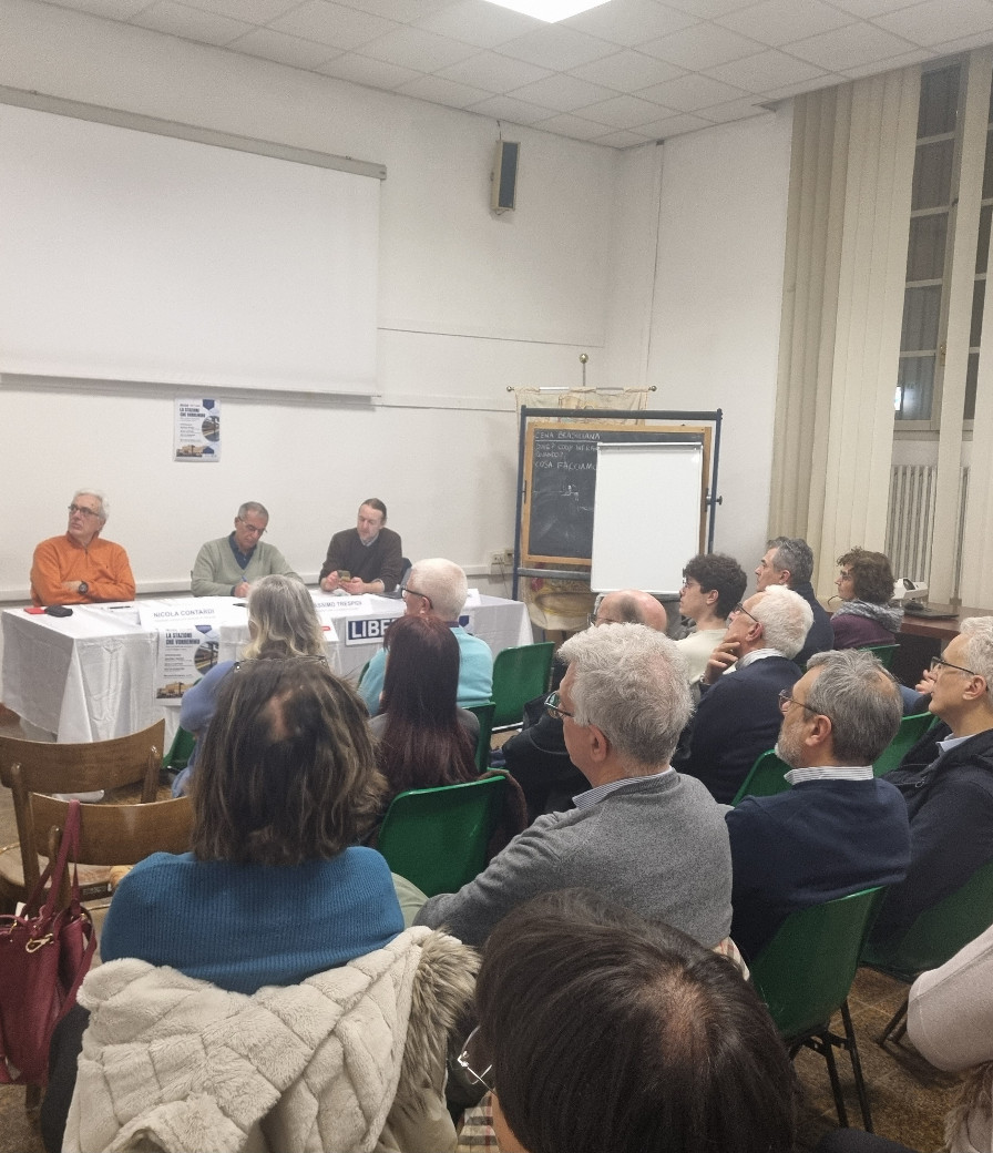 Illuminata e sicura, più treni: è “La stazione che vorremmo” dei pendolari