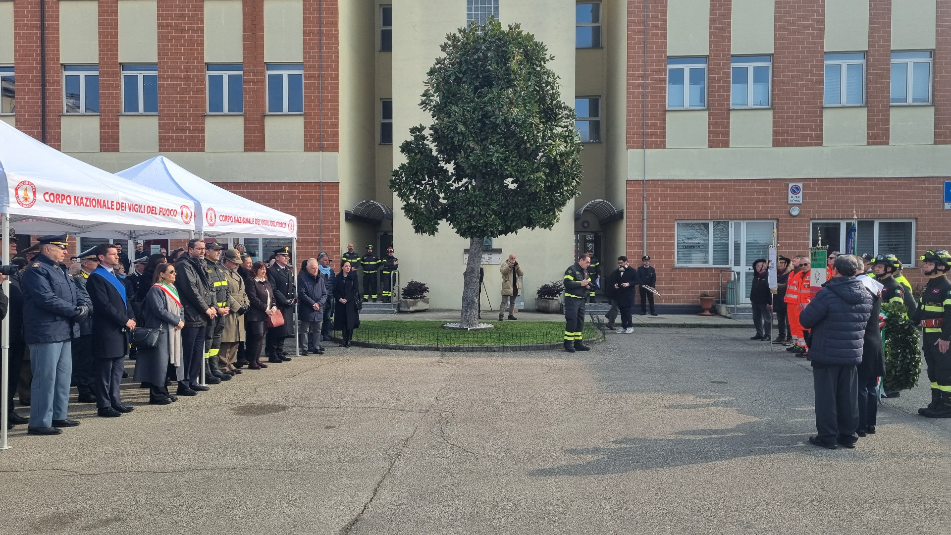 Vigili del Fuoco in festa: «Bella realtà, armonia tra le istituzioni»